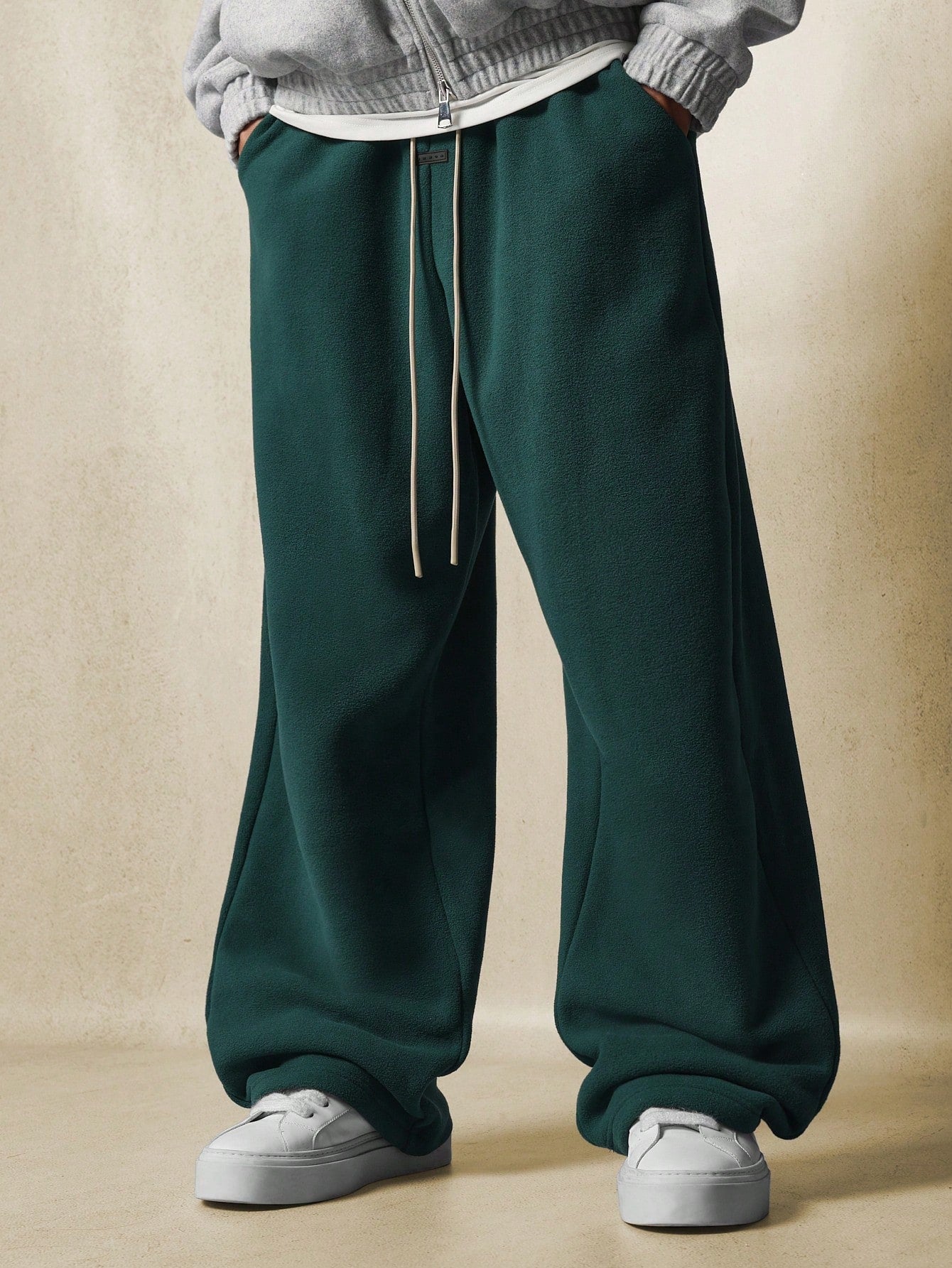 Balloon Fit Borg Sweatpants With Drawstrings