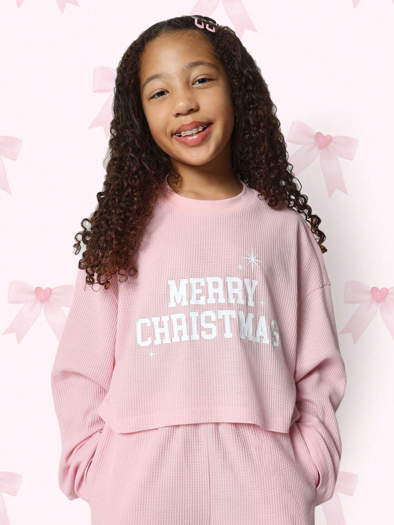 Tween Girls Comfy Crop Long Sleeve Tee With Merry Christmas Graphic Print And Loose Fit Pant 2 Piece Pyjama Set