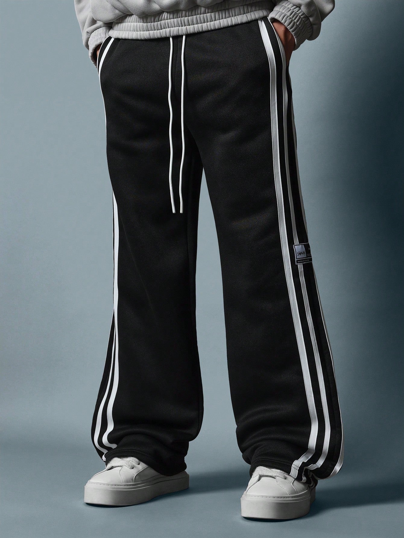 Drop Crotch Side Stripe Tape Sweatpants