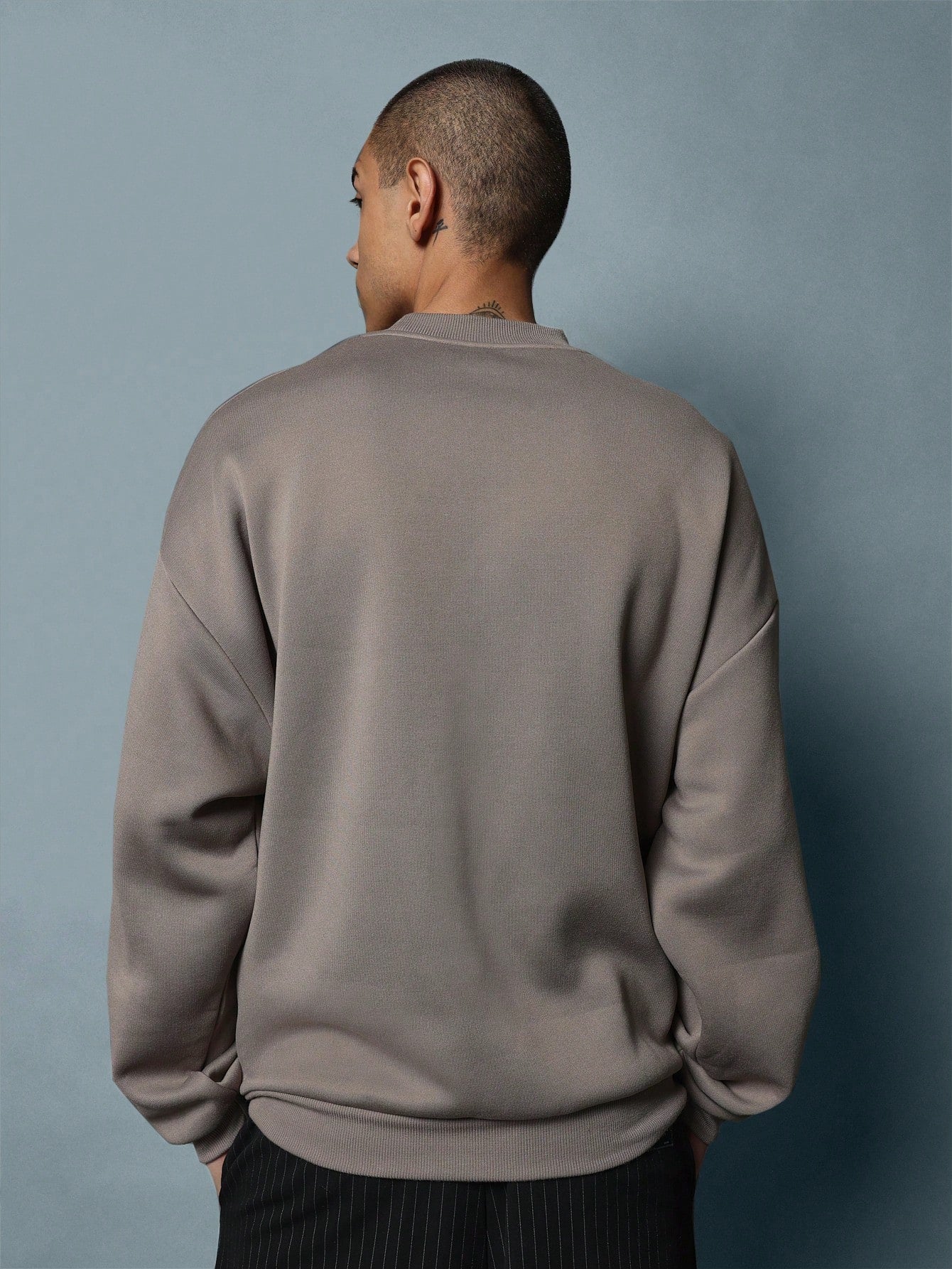 Regular Fit Crew Neck Sweatshirt With Side Pockets