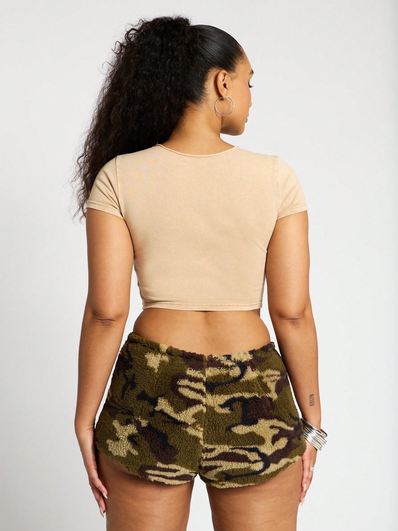 SUMWON WOMEN Borg Camo Booty Shorts