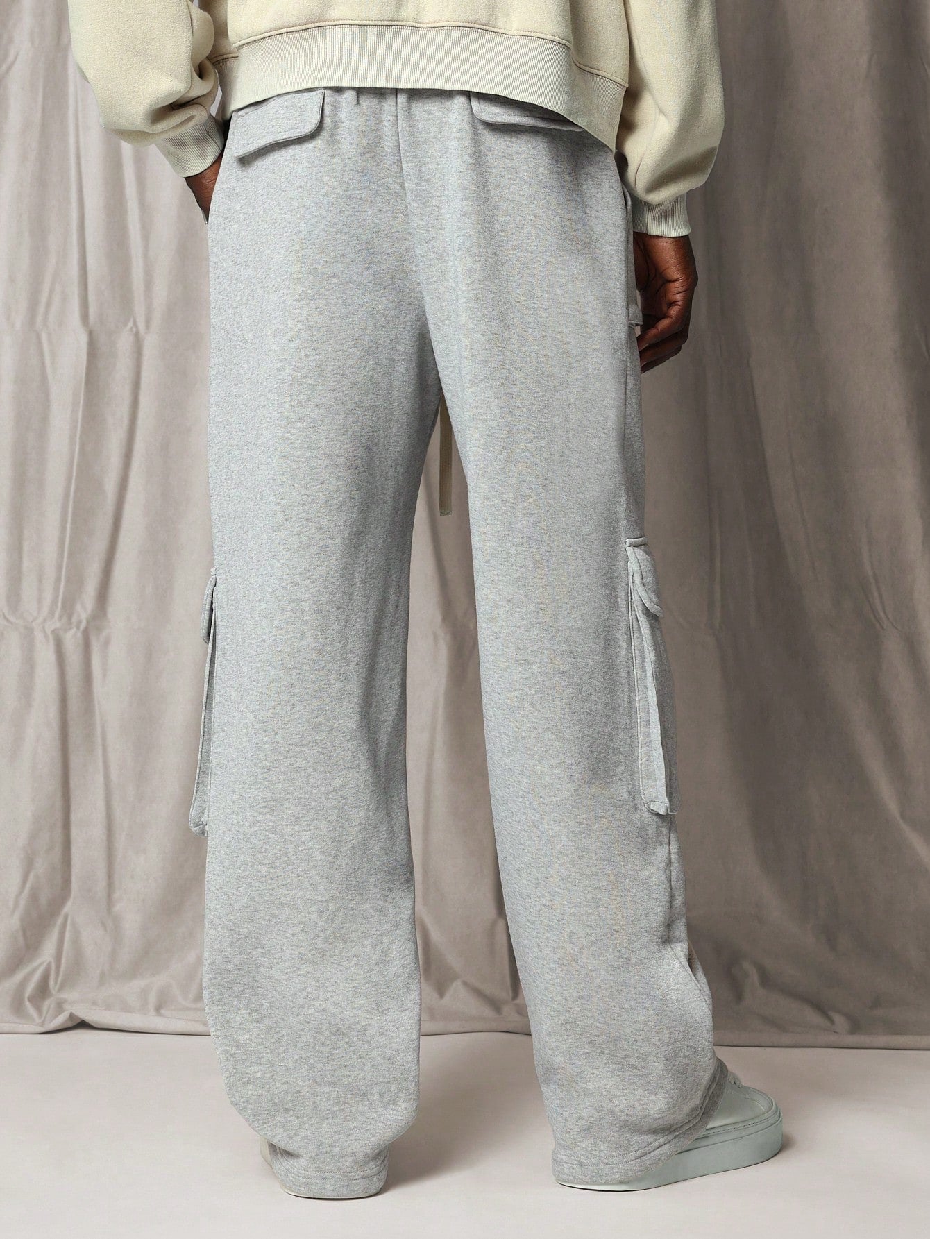 Pull On Straight Fit Exposed Pocket Cargo Sweatpant