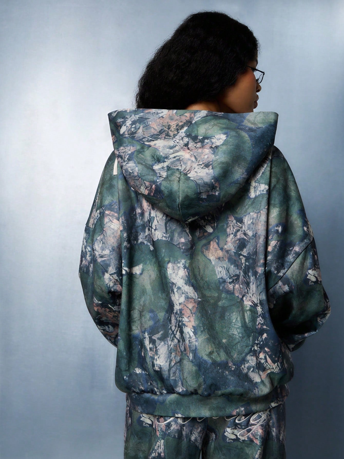 SUMWON WOMEN Camo All Over Print Graphic Hoodie With Bows