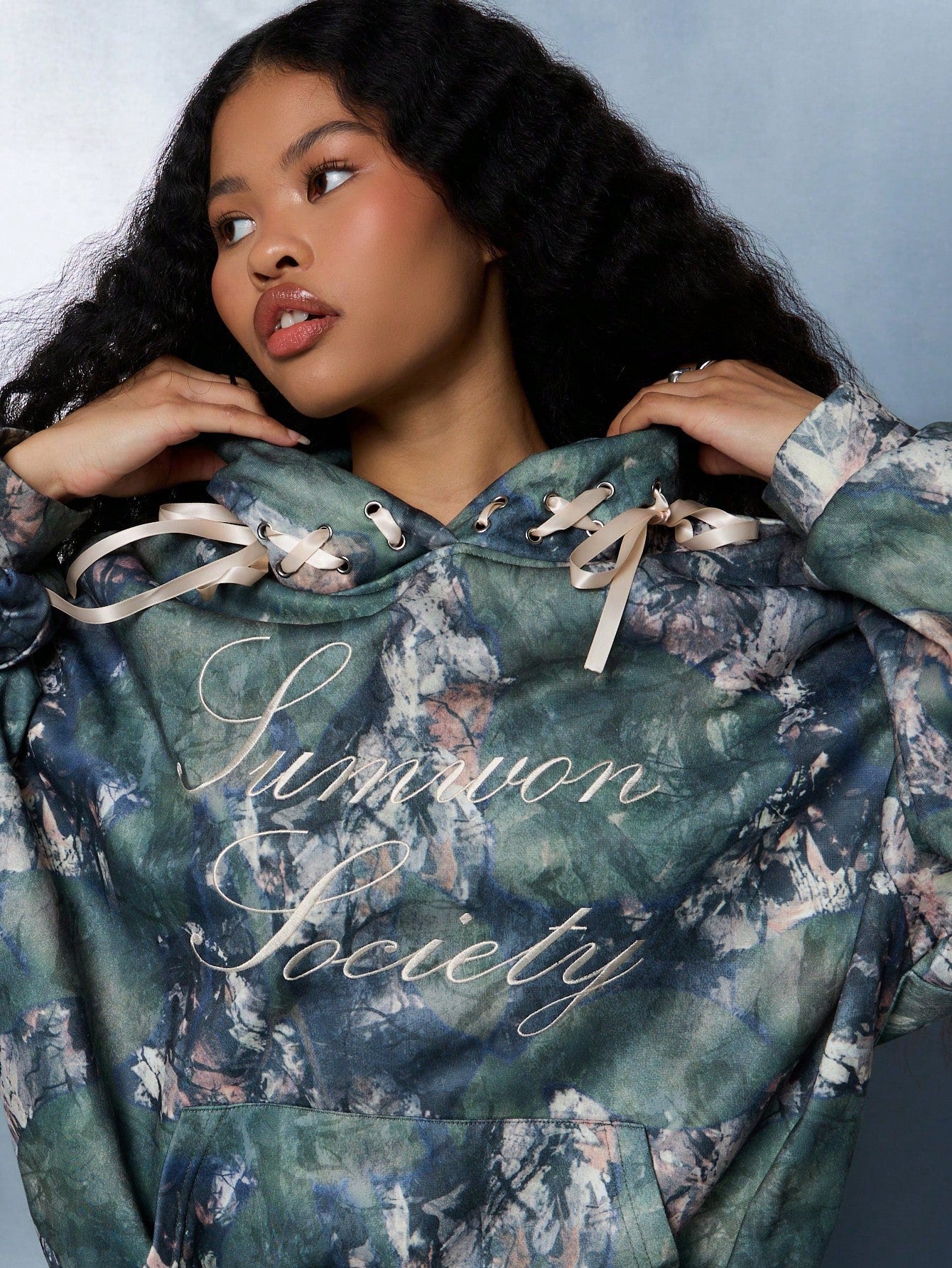 SUMWON WOMEN Camo All Over Print Graphic Hoodie With Bows