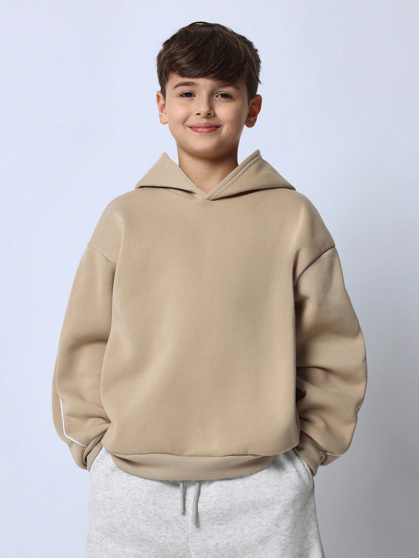 Tween Boys Soft Regular Fit Overhead Hoodie With Graphic Print And Piping