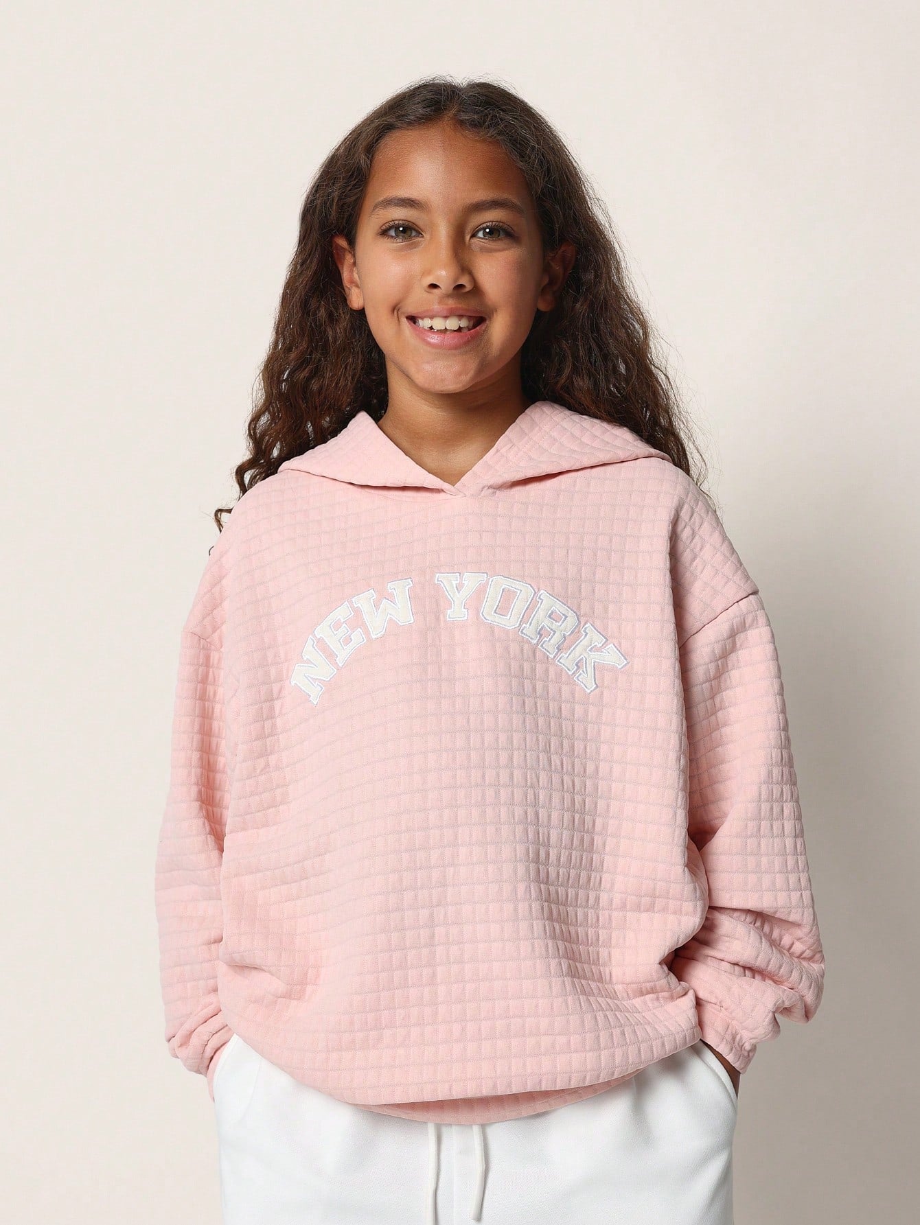 Tween Girls Comfy Textured Overhead Hoodie With New York Applique