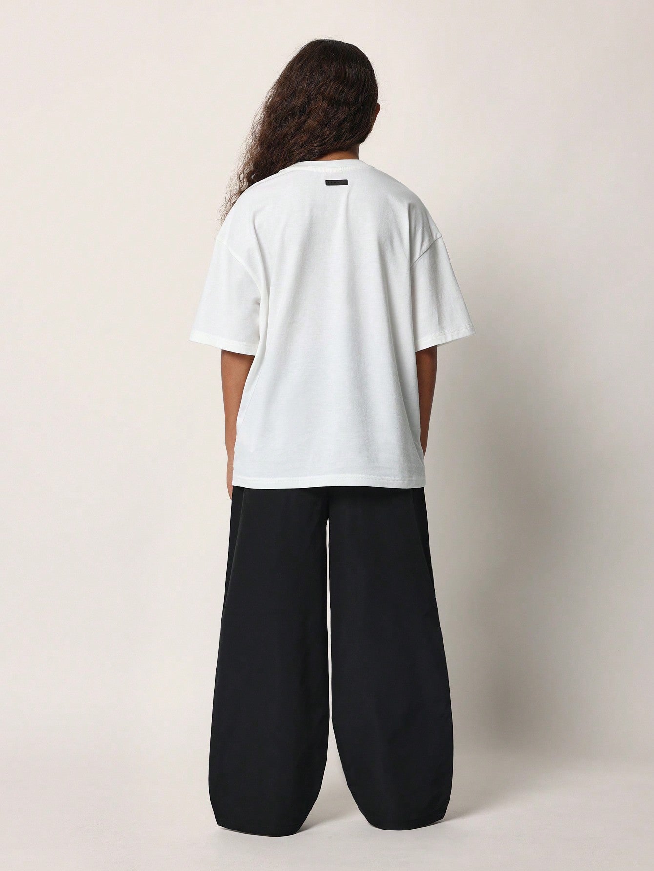 Tween Girls Oversized Tee With Los Angeles Graphic Print And Baggy Track Pant 2 Piece Set