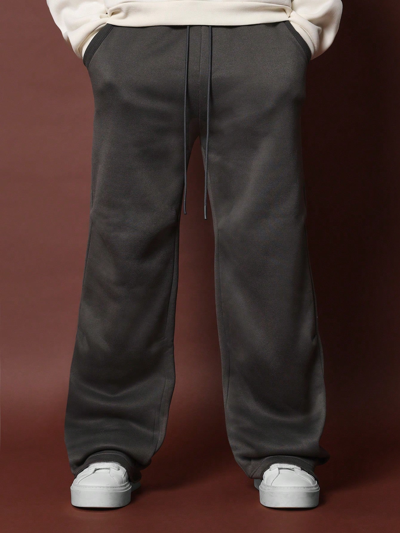 Wide Leg Jogger With Raw Edge Back Pocket Detail