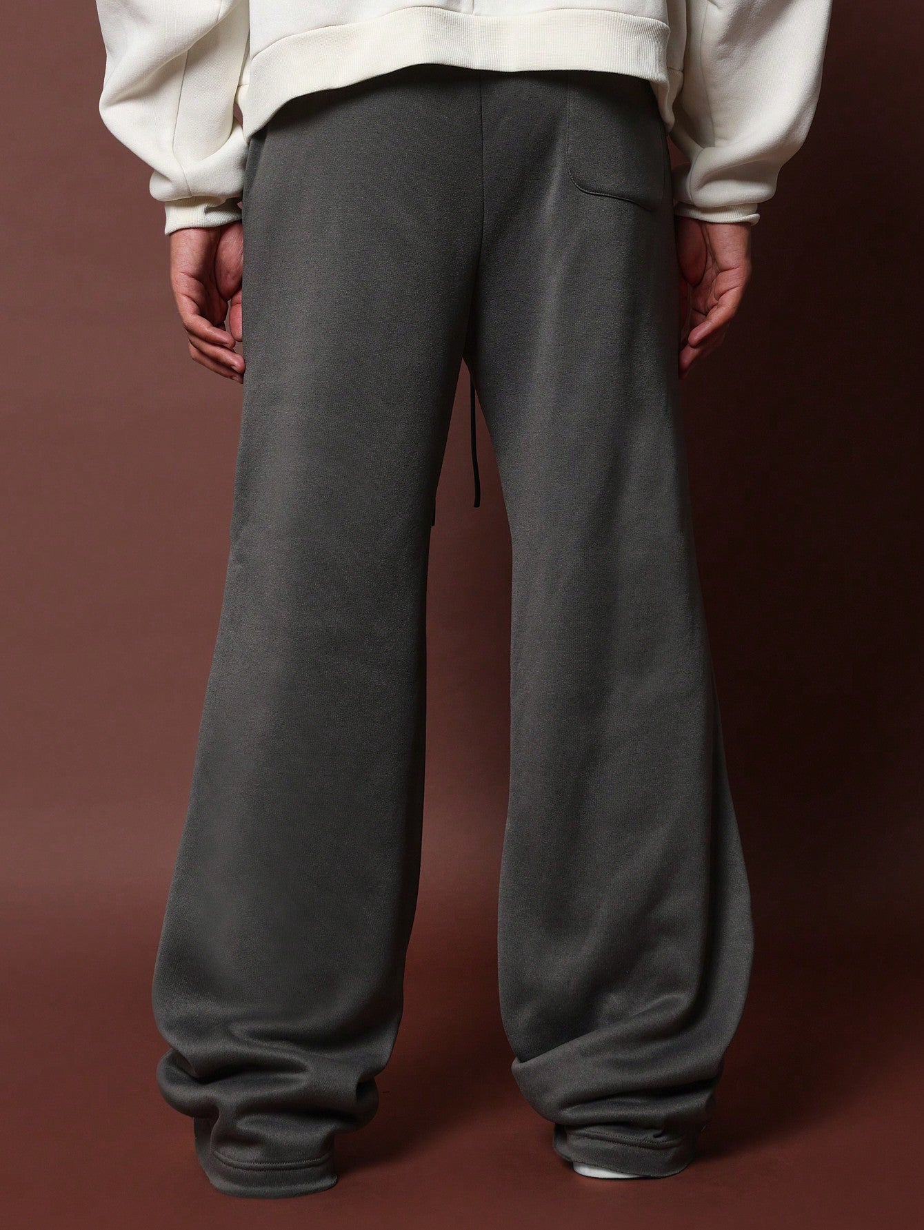 Wide Leg Jogger With Raw Edge Back Pocket Detail