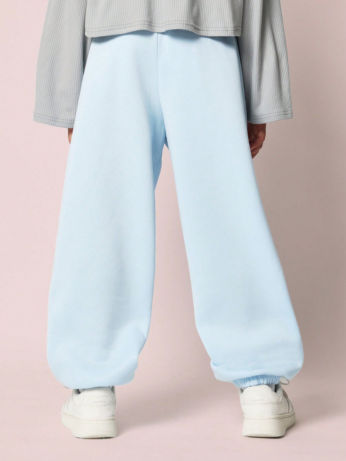 Tween Girls Comfy Light Blue 90'S Jogger With Graphic Print