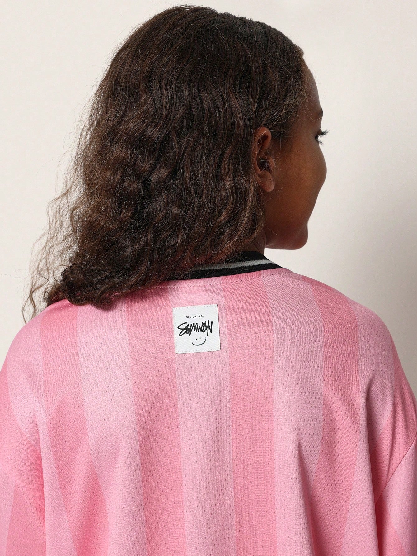 Tween Girls Comfy Oversized Long Sleeve Pink Football Tee With Graphic Print And Patch