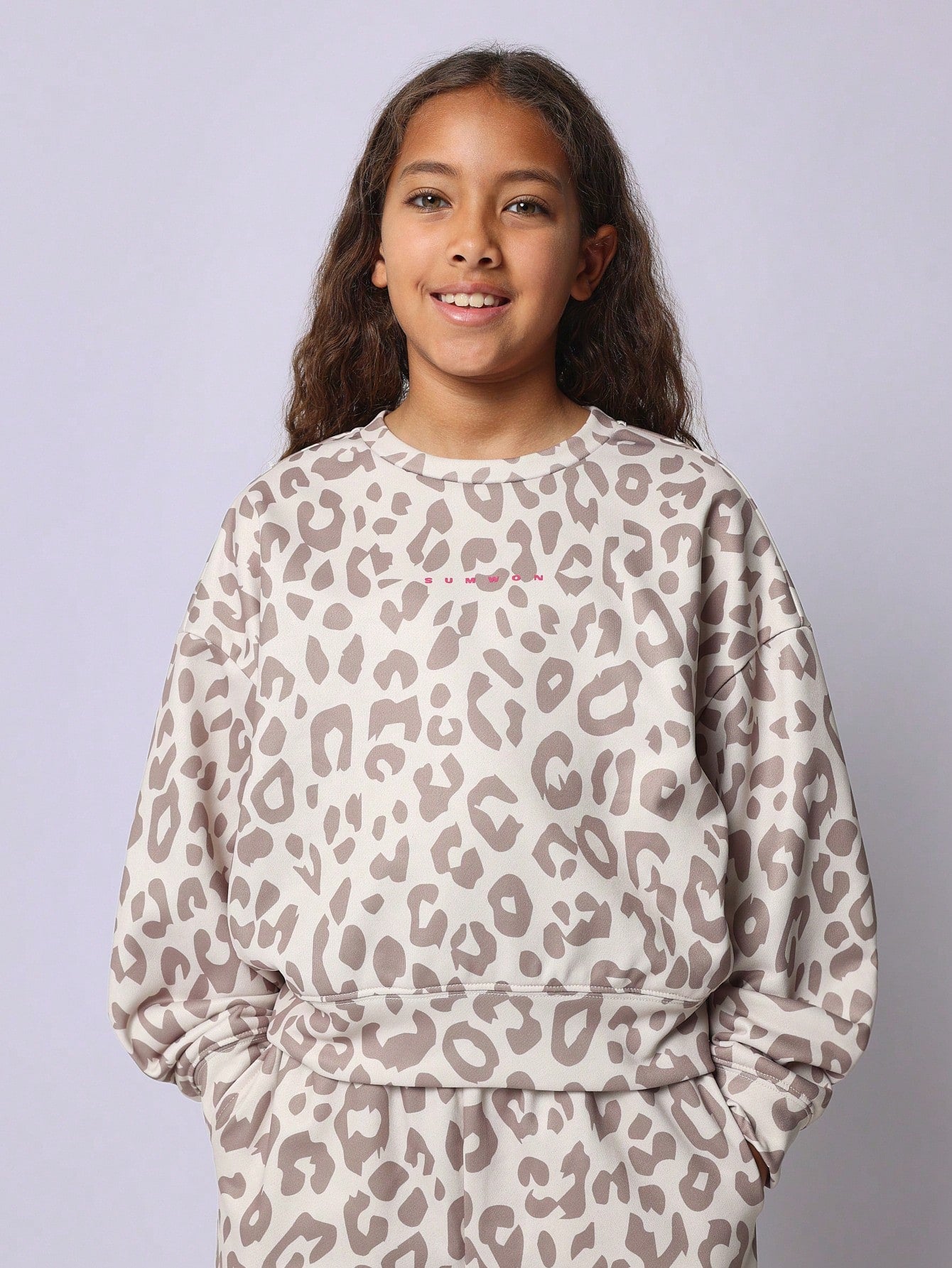 Tween Girls Comfy Regular Fit Leopard Print Sweatshirt And Sweatpants 2 Piece Set