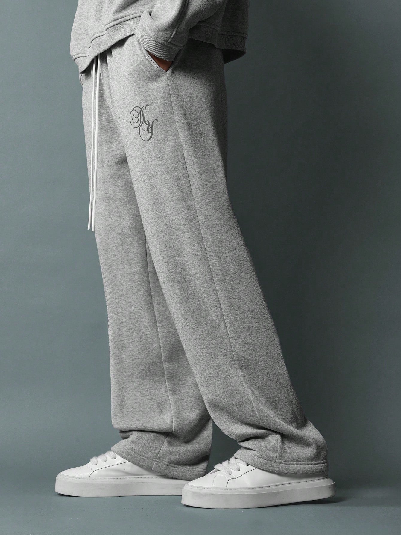 Straight Fit Essential Drop Crotch Sweatpants With Script Graphic Print