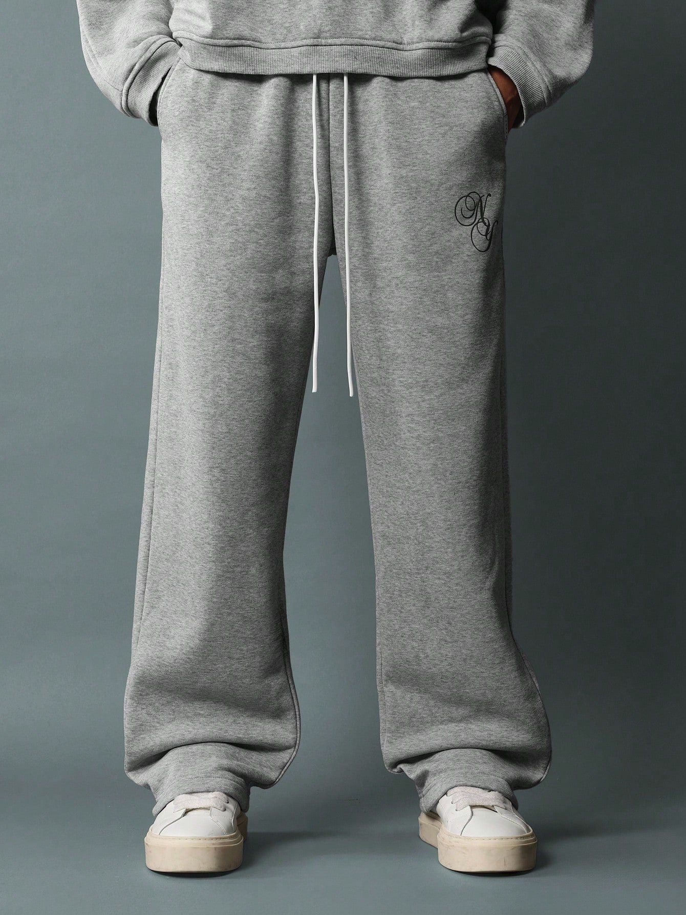 Straight Fit Essential Drop Crotch Sweatpants With Script Graphic Print