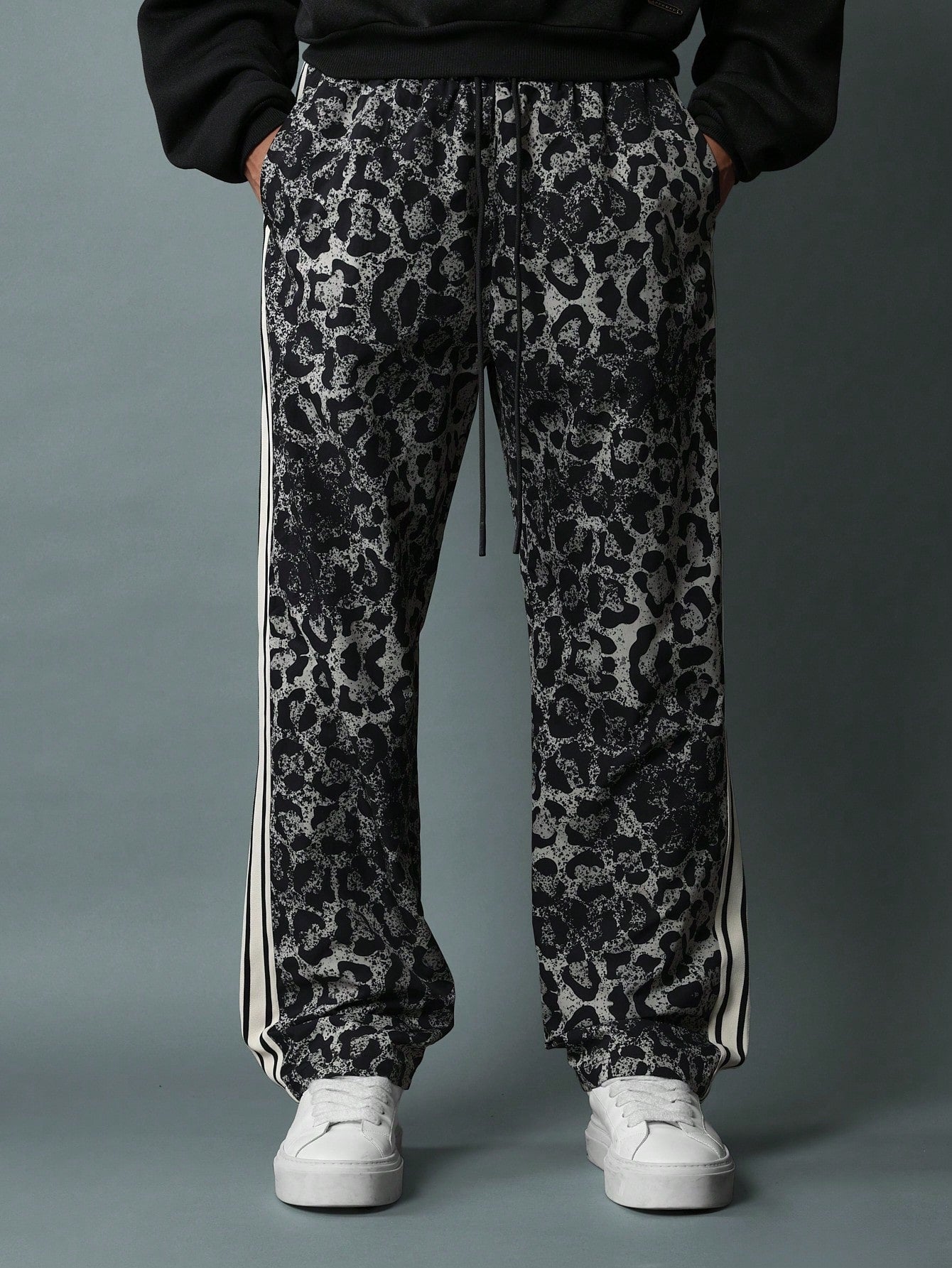 Straight Fit Leopard Printed Pant With Tape