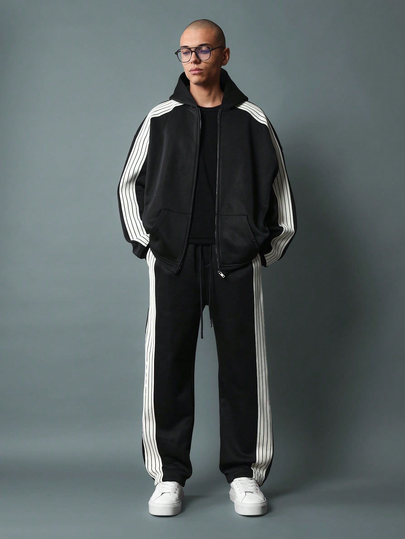 Regular Fit Zip Up Hoodie And Straight Fit Drop Crotch Sweatpants With Side Stripe Tape Details 2 Piece Set