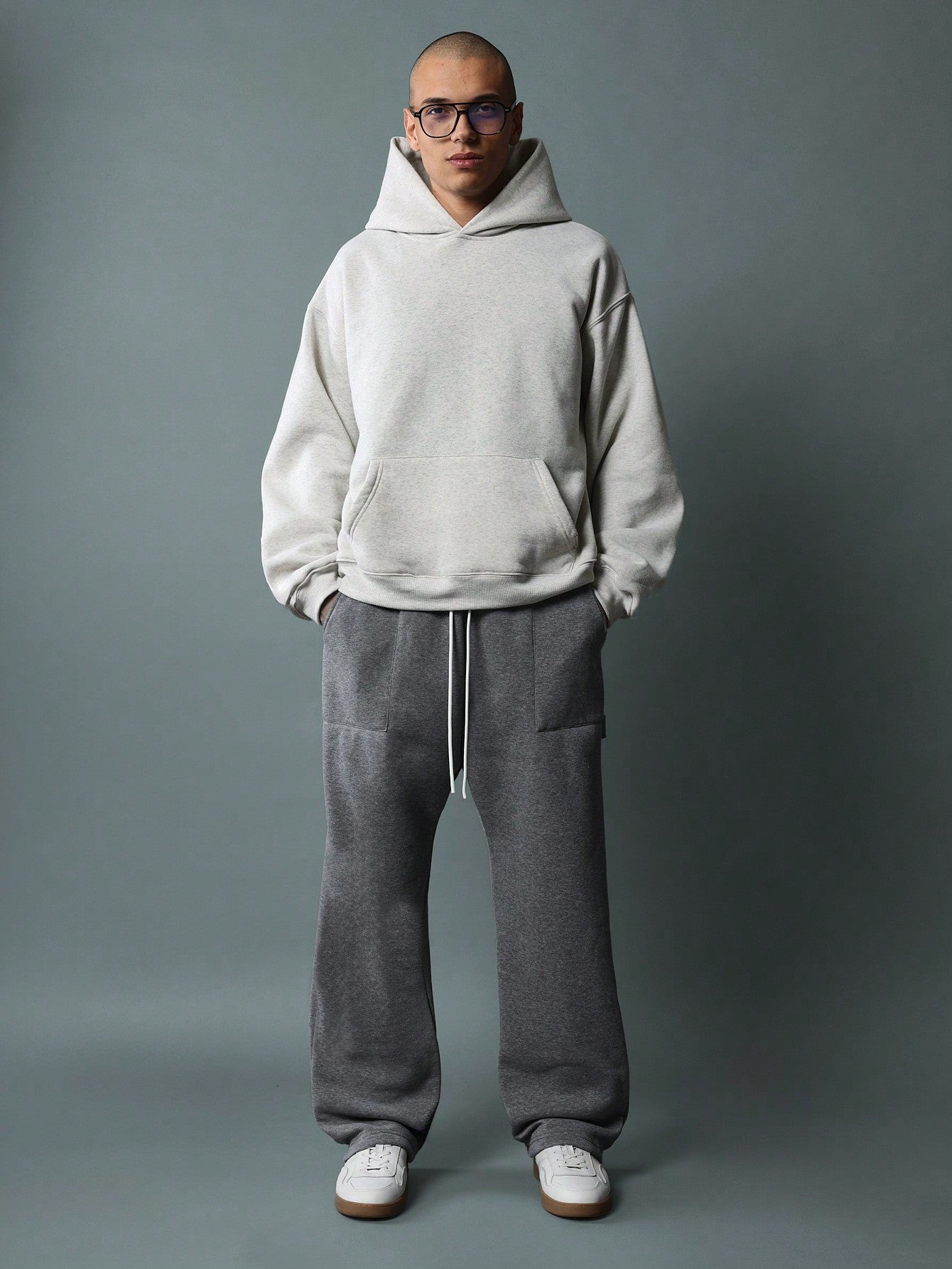 Straight Fit Carpenter Sweatpants With Drawstrings