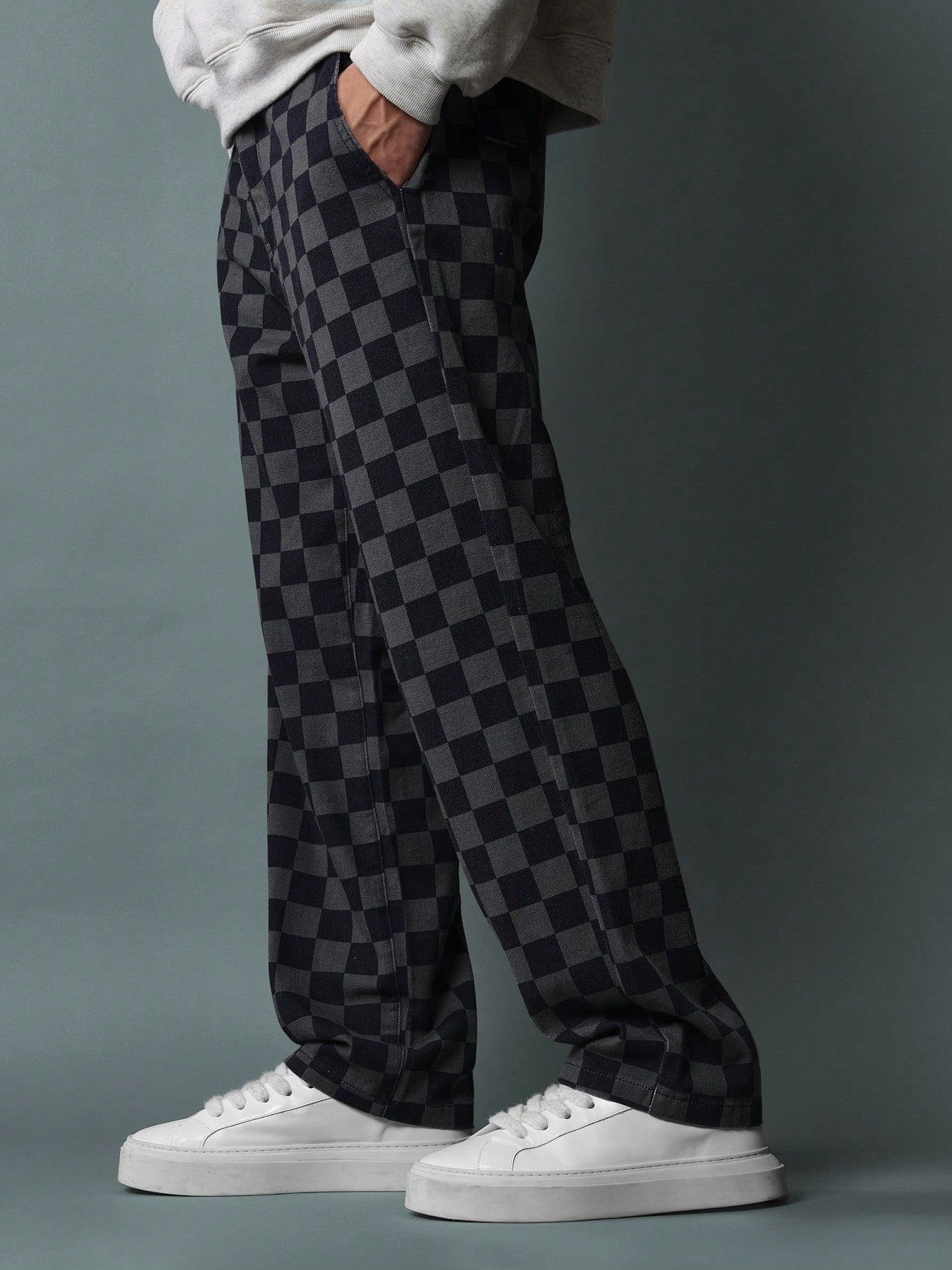 Loose Fit Checkerboard Pant