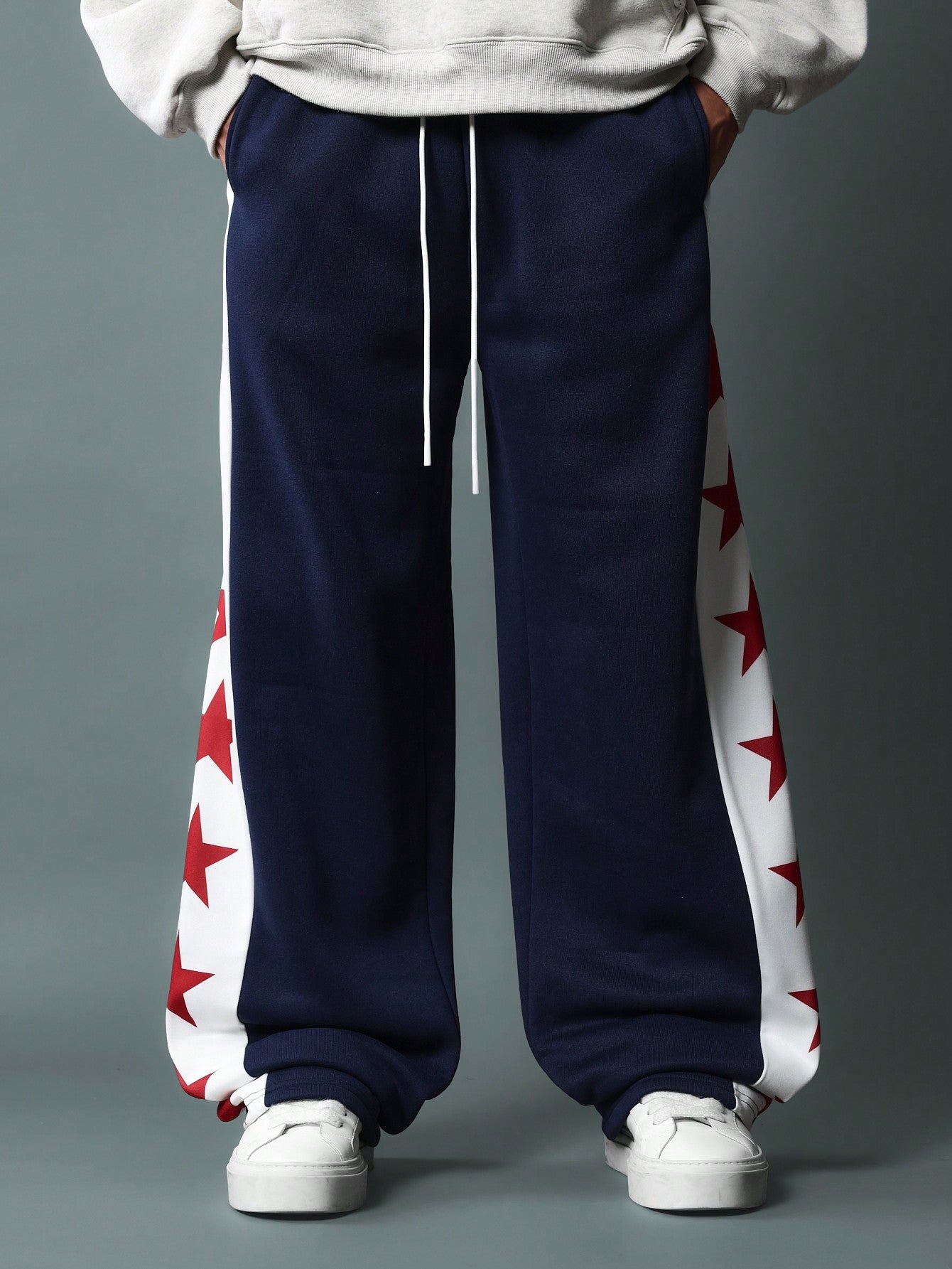 Wide Leg Drop Crotch Sweatpants With Contrast Panel & Star Graphic Print