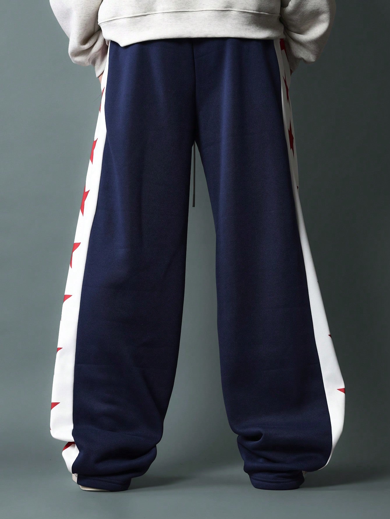 Wide Leg Drop Crotch Sweatpants With Contrast Panel & Star Graphic Print