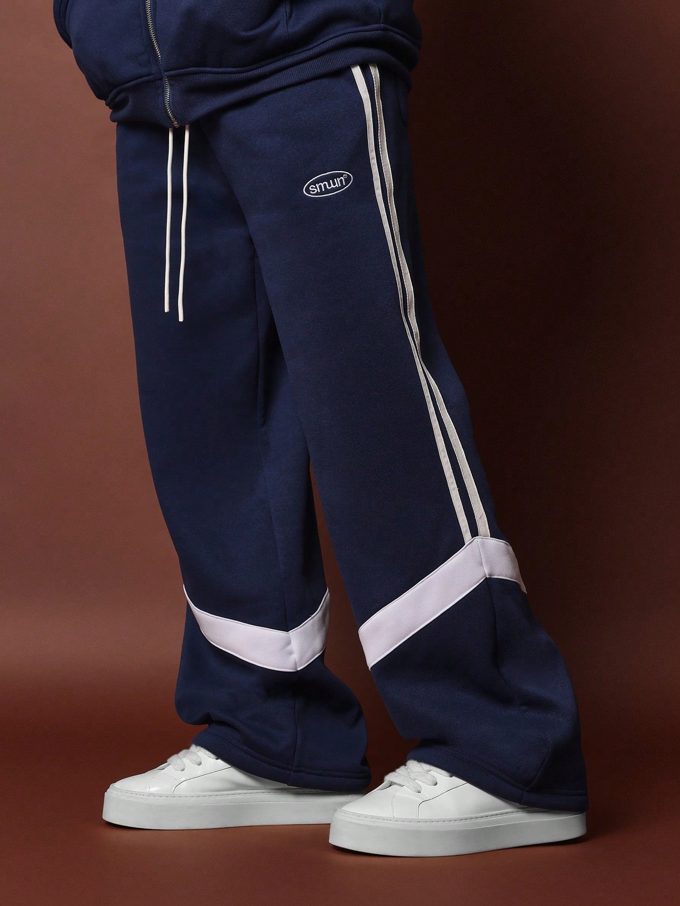 Oversized Zip-Up Hoodie And Wide Fit Drop Crotch Sweatpants With Contrast Colour Panel