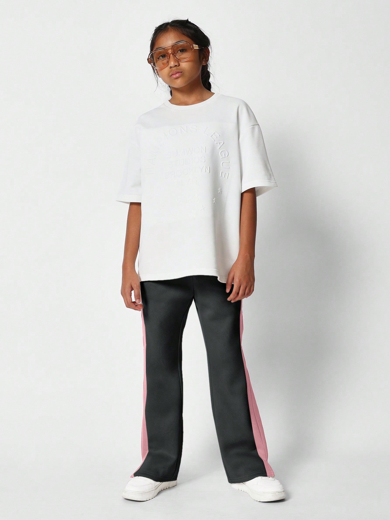 Tween Girls Flare Fit Jogger With Split Hem And Contrast Panels