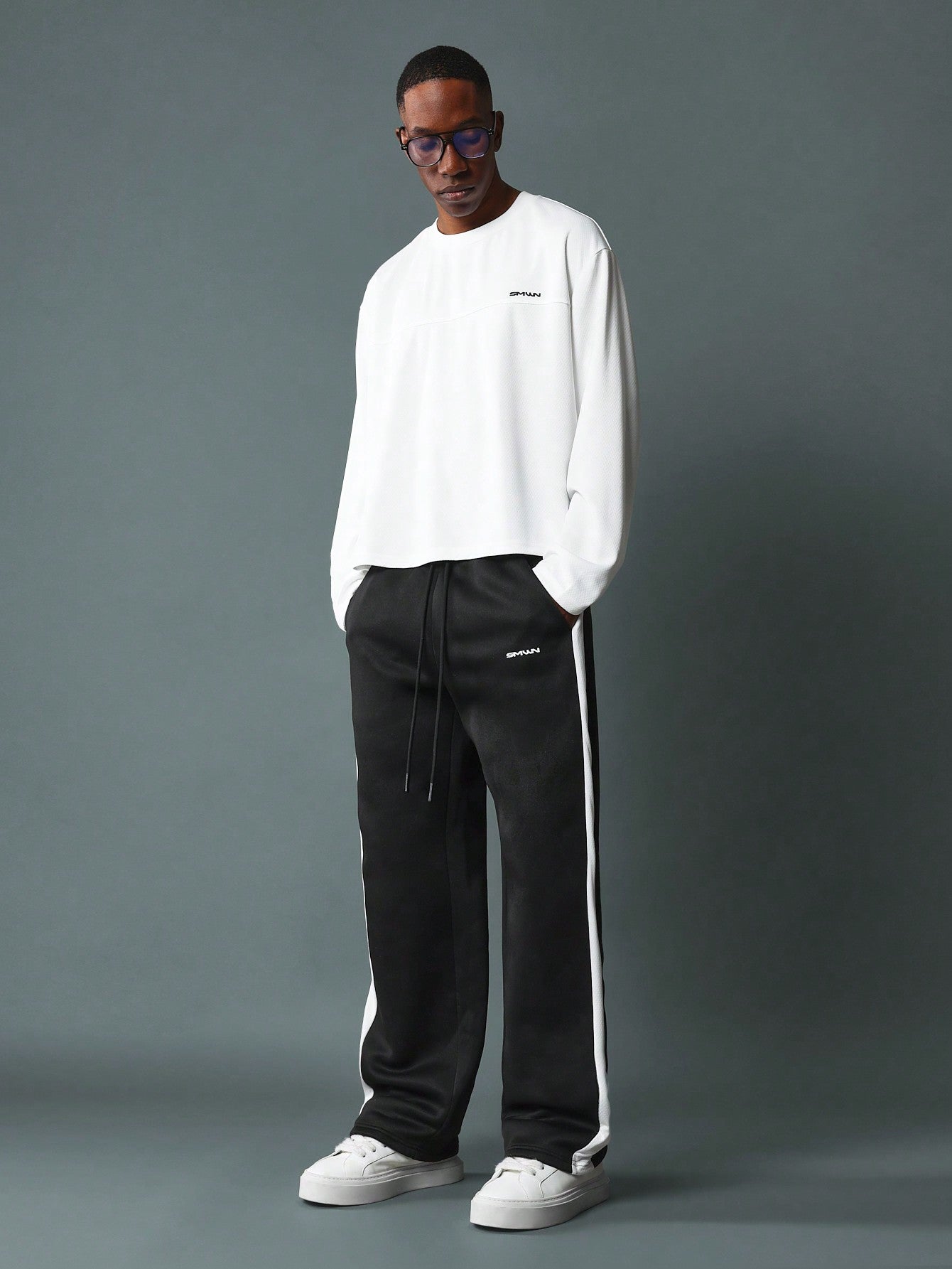 Crop Fit Long Sleeve Tee And Skater Fit Contrast Panel Sweatpants 2 Piece Set