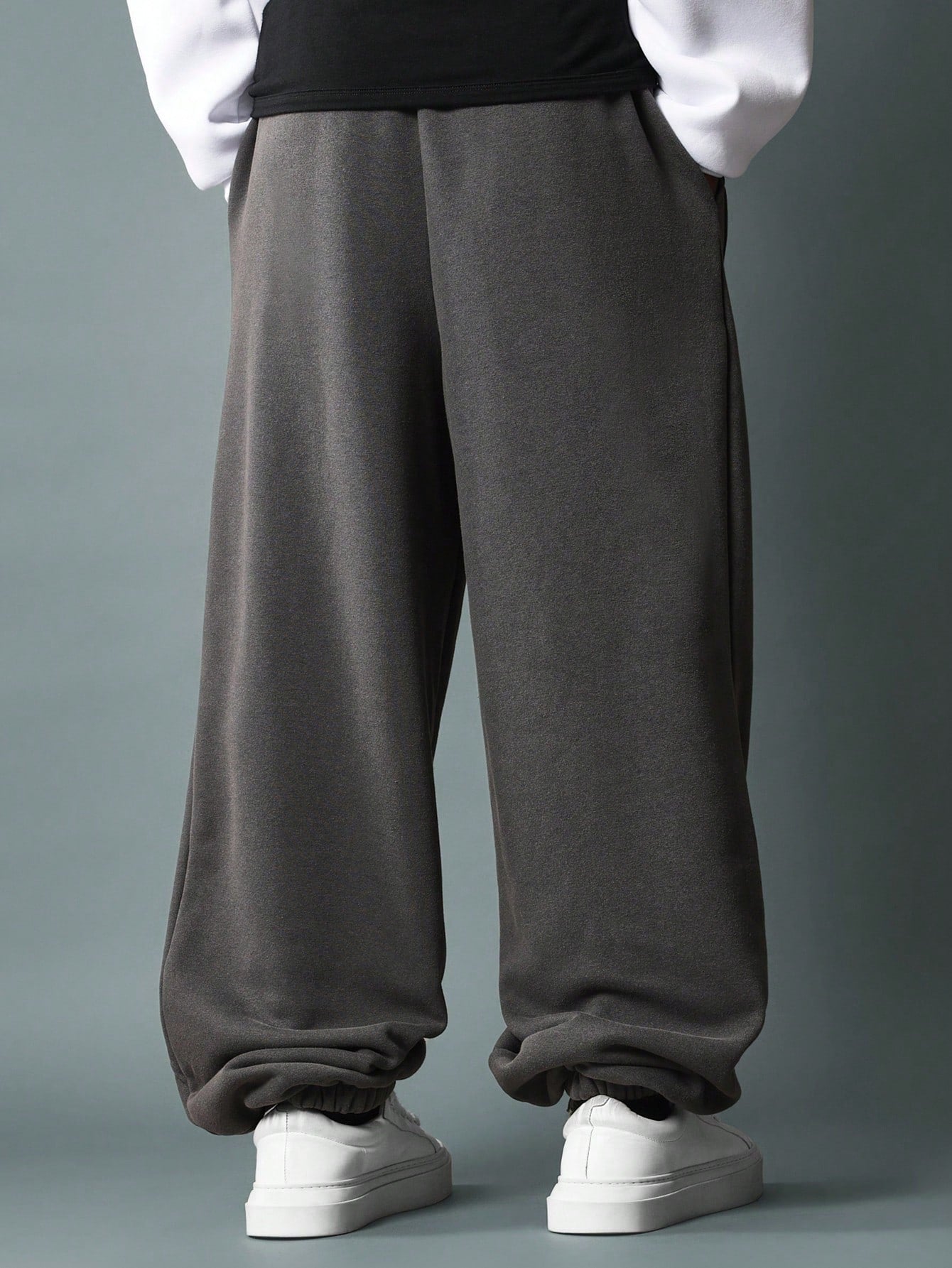 Washed Loose Fit Paneled Jogger