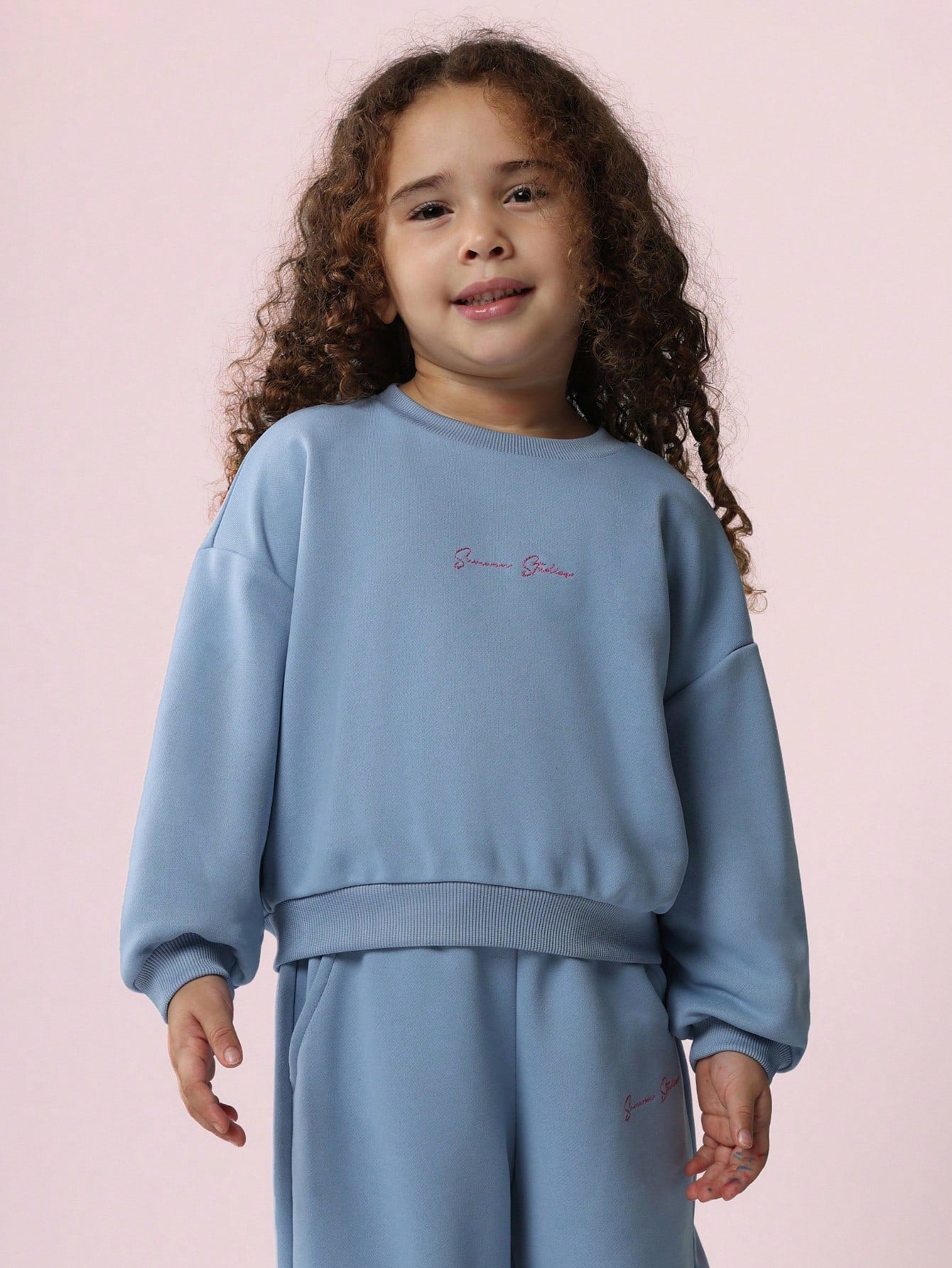 Young Girls Comfy Crew Neck Sweatshirt & Cuff Joggers With Embroidery 2 Piece Set