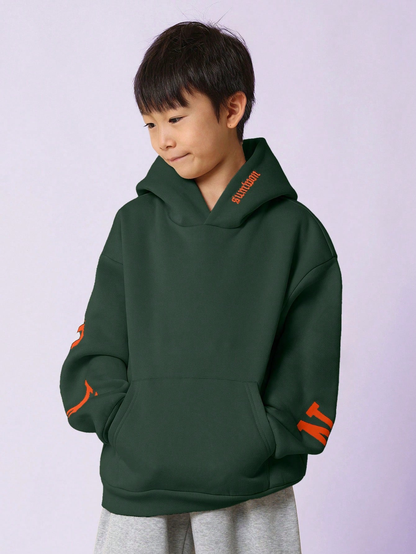 Tween Boys Regular Fit Overhead Hoodie With New York Graphic Print