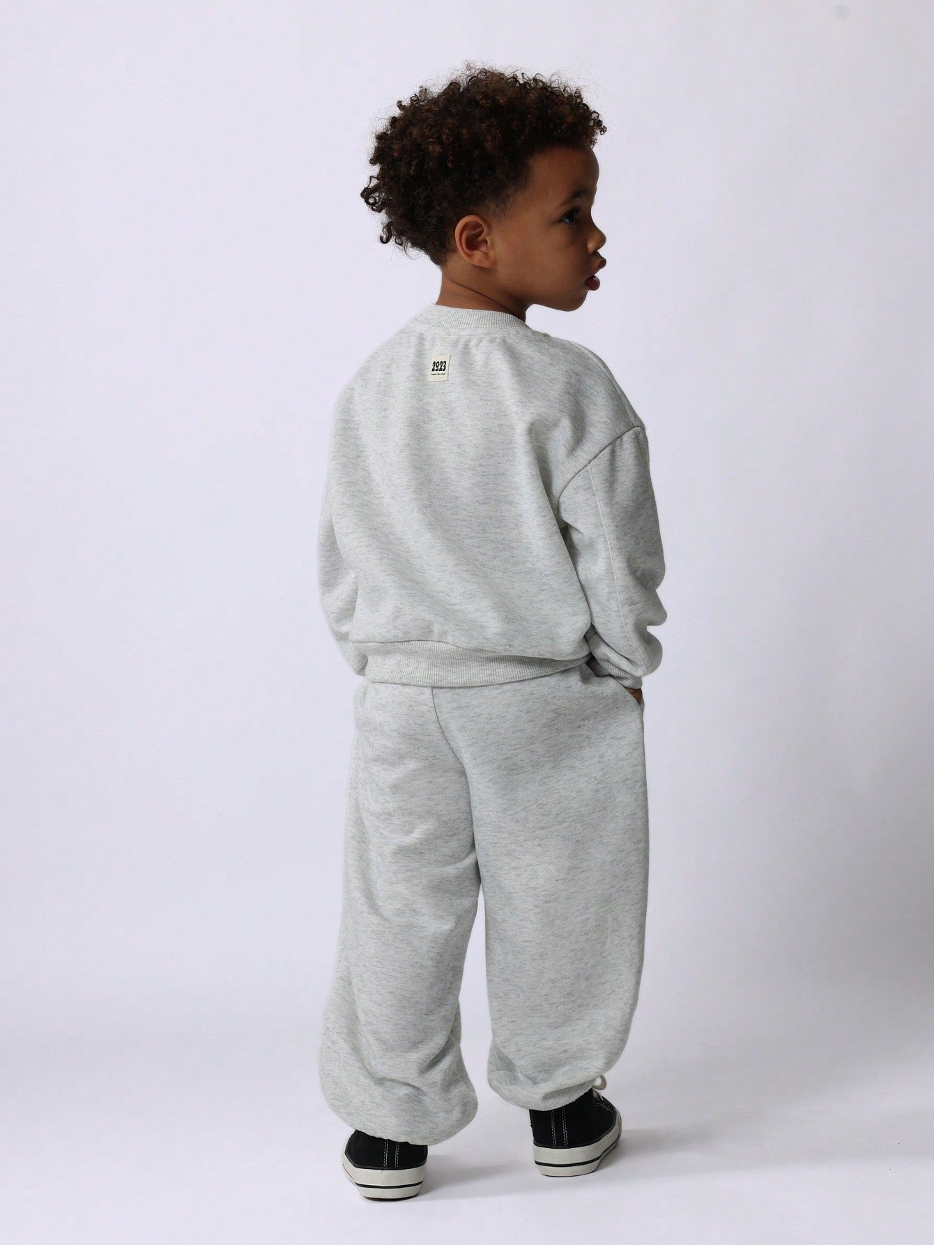 Young Boys Comfy Crew Neck Sweatshirt And Jogger With Graphic Print 2 Piece Set