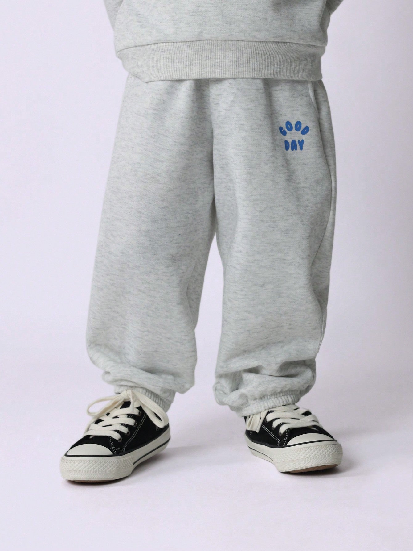 Young Boys Comfy Crew Neck Sweatshirt And Jogger With Graphic Print 2 Piece Set