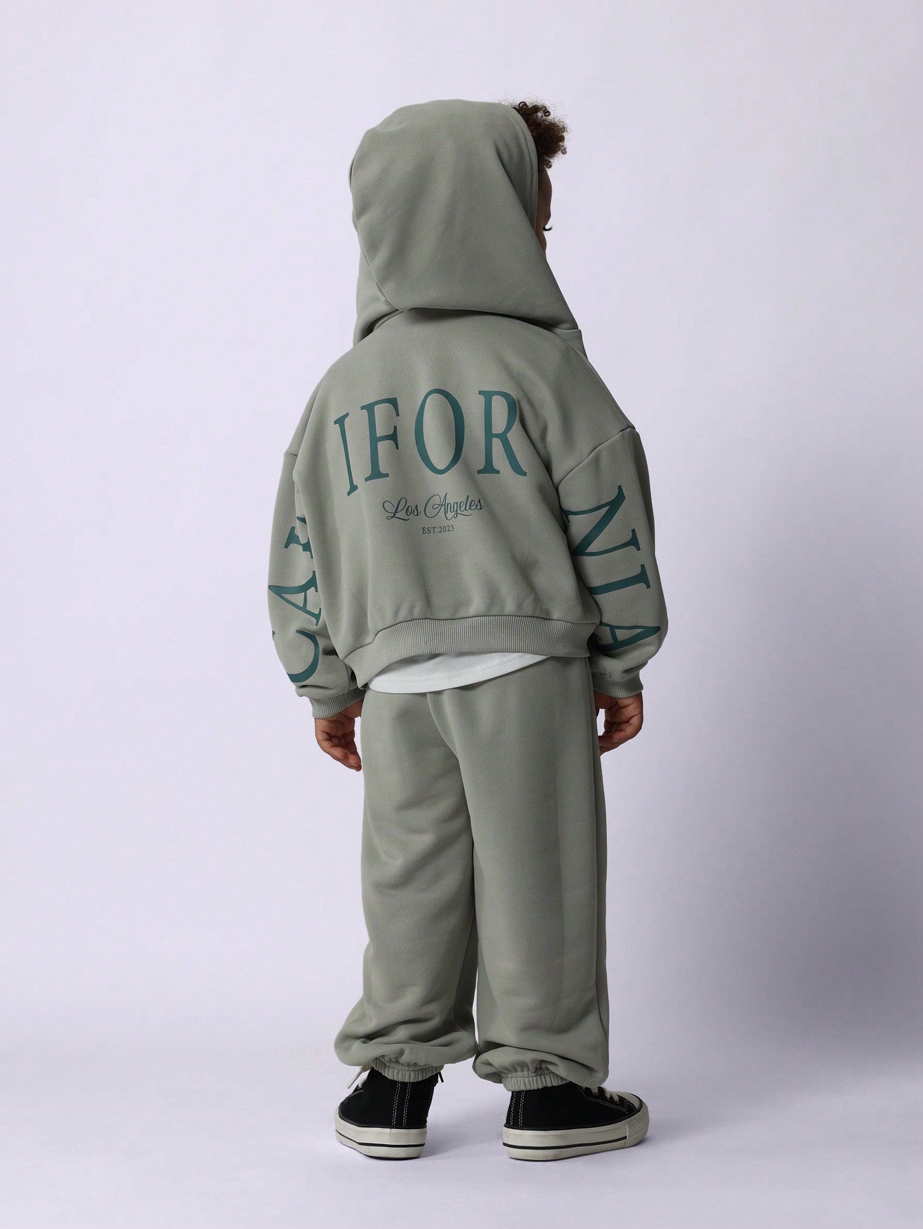 Young Boys Comfy Zip-Up Hoodie And Jogger With Graphic Print 2 Piece Set