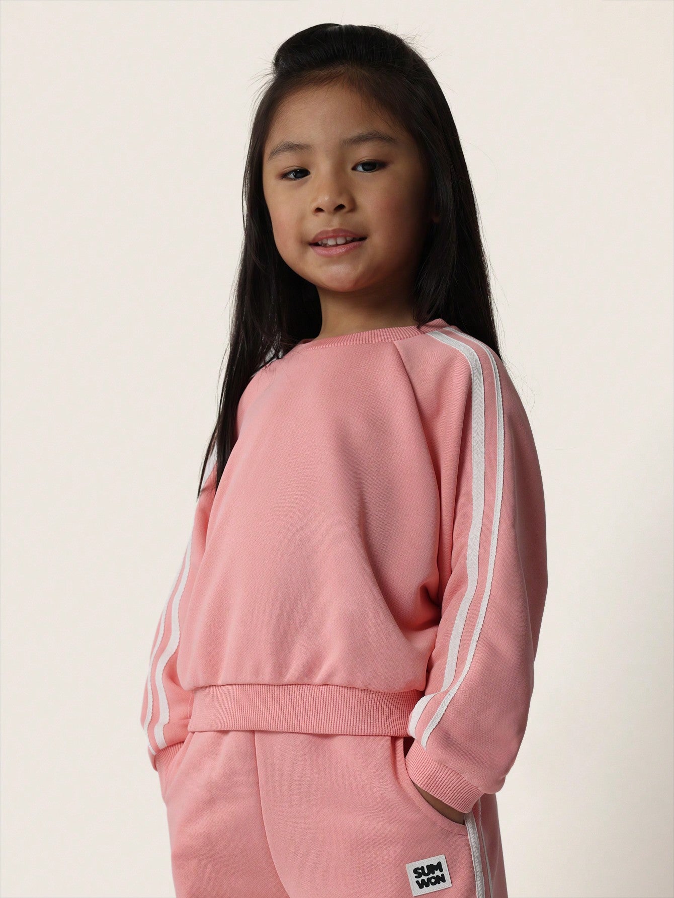 Young Girls Everyday Play Sweatshirt And 90's Jogger 2 Piece Set