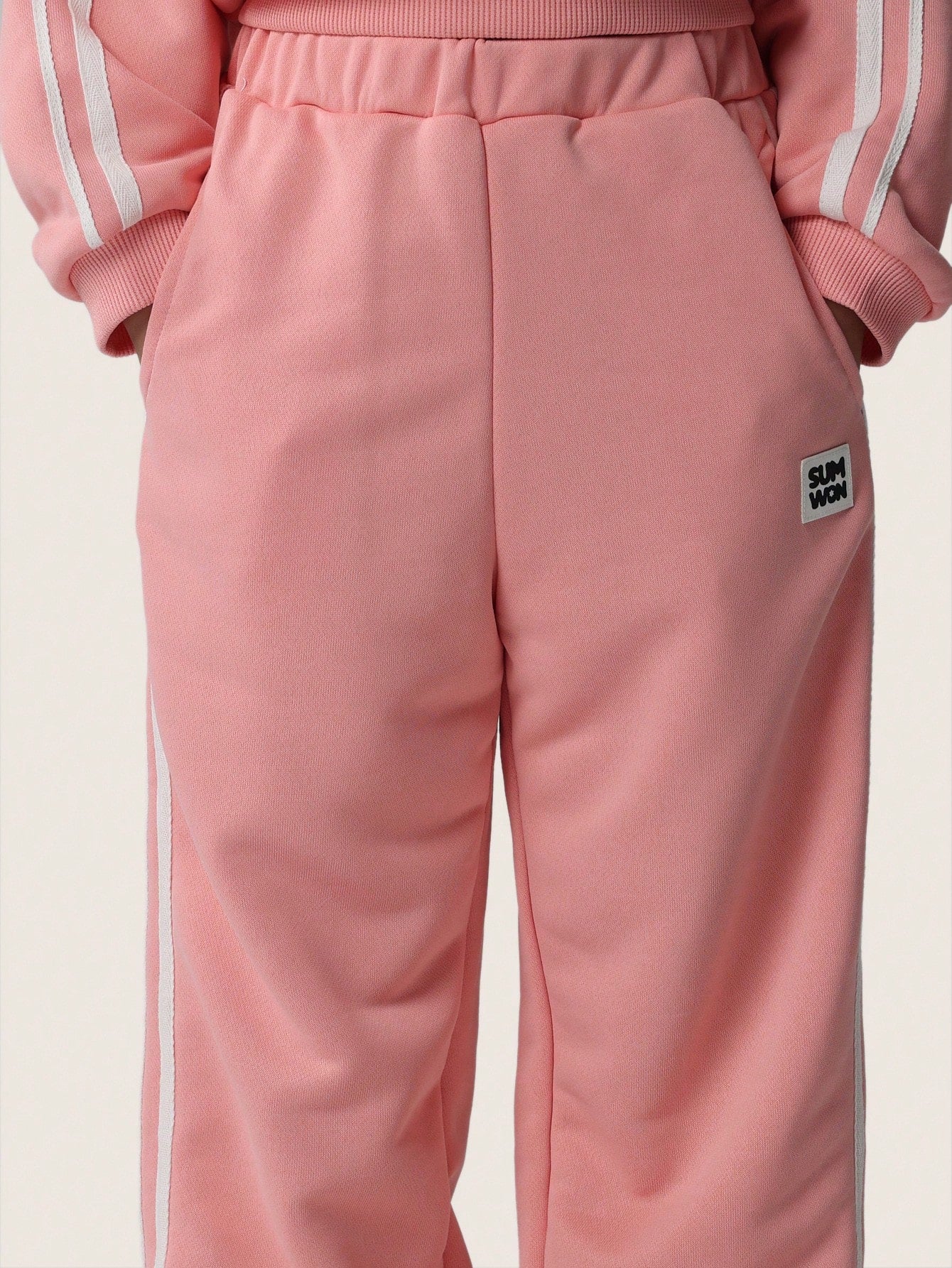 Young Girls Everyday Play Sweatshirt And 90's Jogger 2 Piece Set