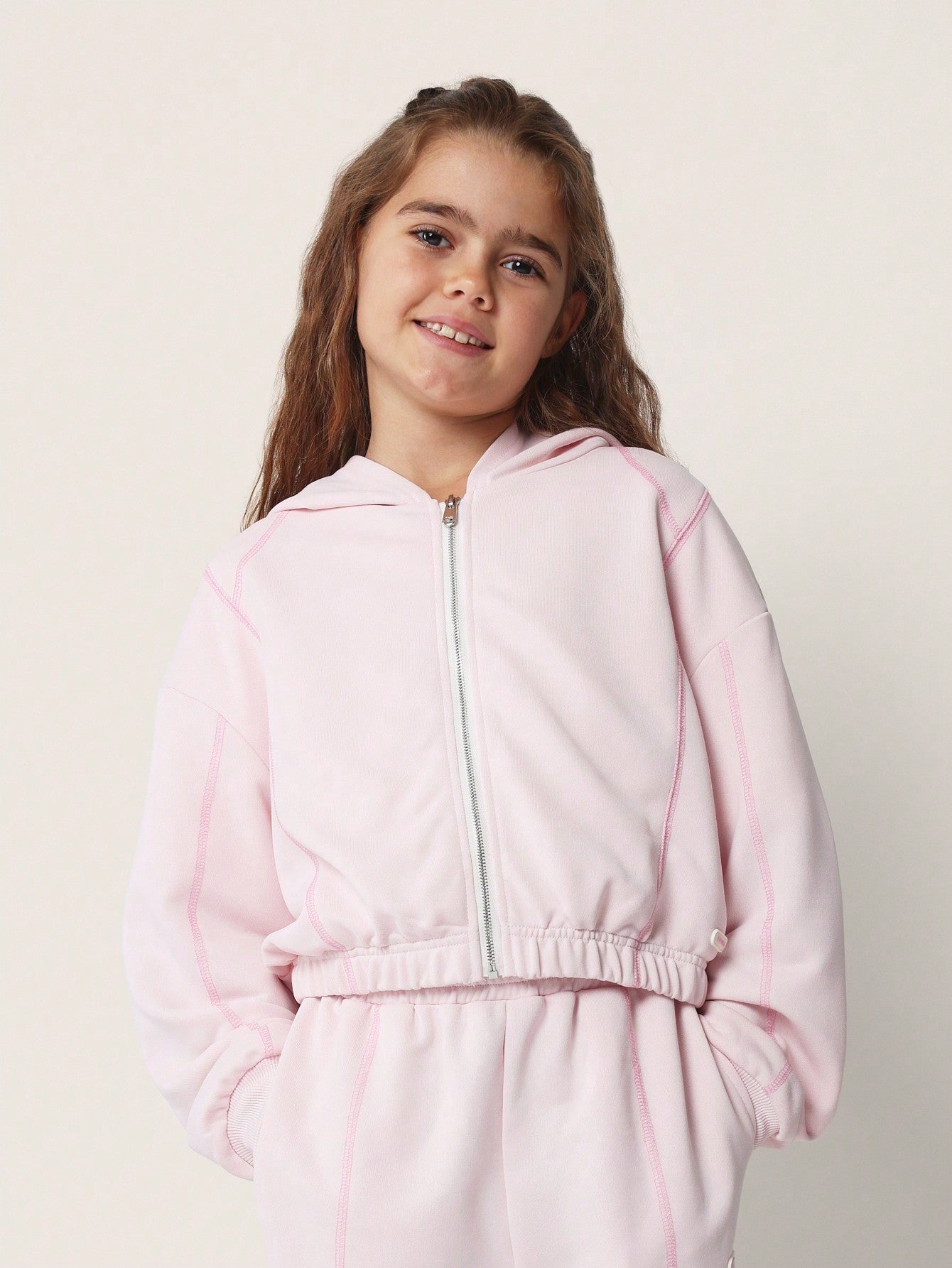 Tween Girls Comfy Crop Zip-Up Hoody And Jogger With Seam Details 2 Piece Set