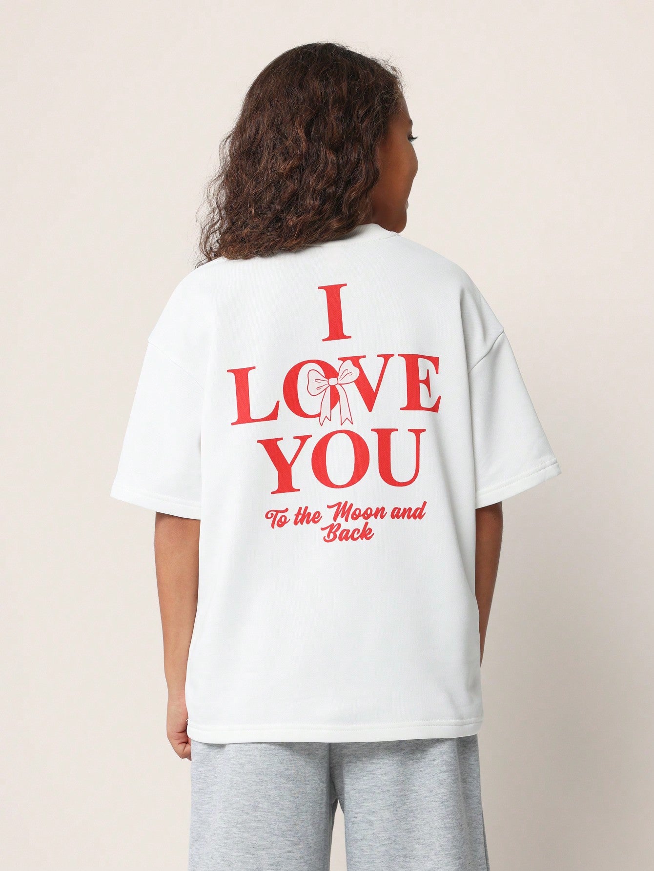 Tween Girls Comfy Oversized Fit Short Sleeve Tee With Graphic Print