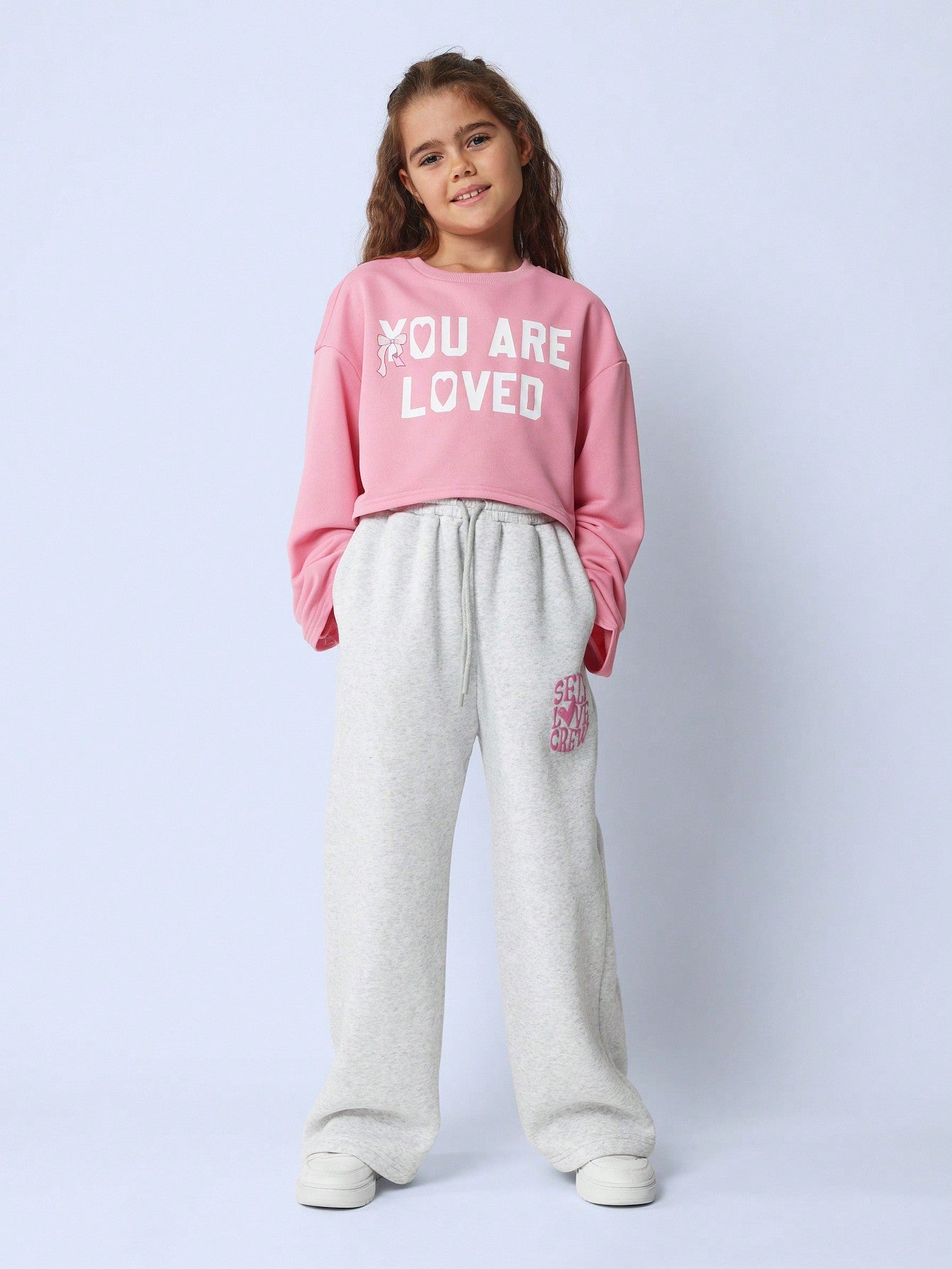 Tween Girls Straight Fit Sweatpants With Graphic Printed