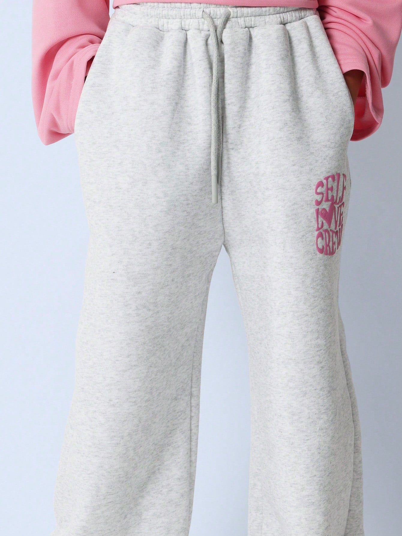 Tween Girls Straight Fit Sweatpants With Graphic Printed