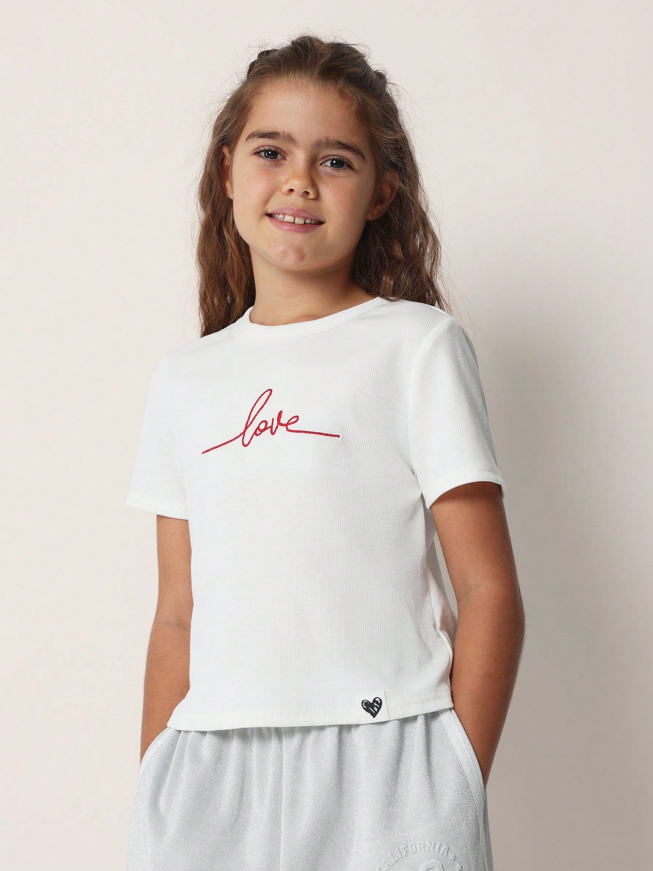 Tween Girls Comfy Crop Fit Baby Tee With Embroidery Pattern