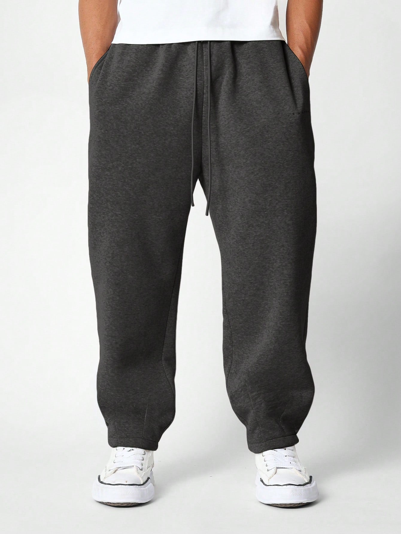 Loose Fit Baggy Jogger With Hem Pleats