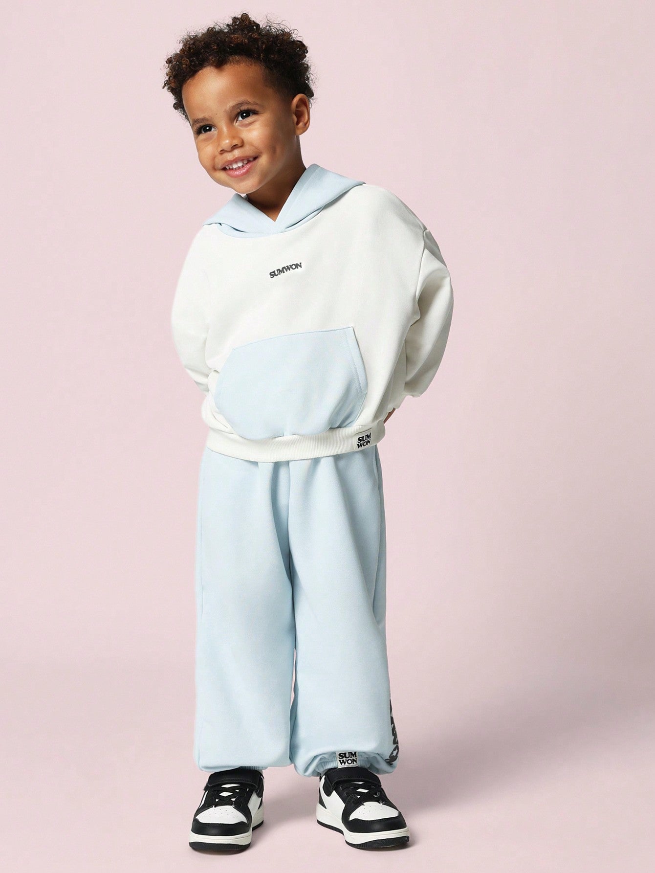 Young Boys Comfy Soft Colour Blocked Hoodie And Sweatpants 2 Piece Set