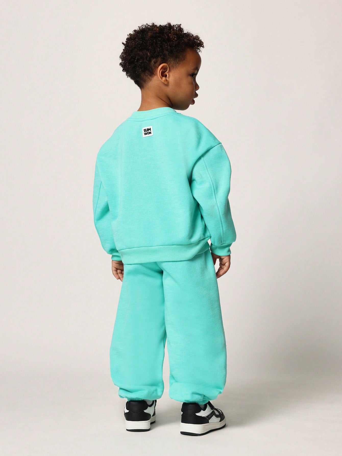 Young Boys Comfy Crew Neck Sweatshirt And Jogger With Graphic Print & Seam Detail 2 Piece Set