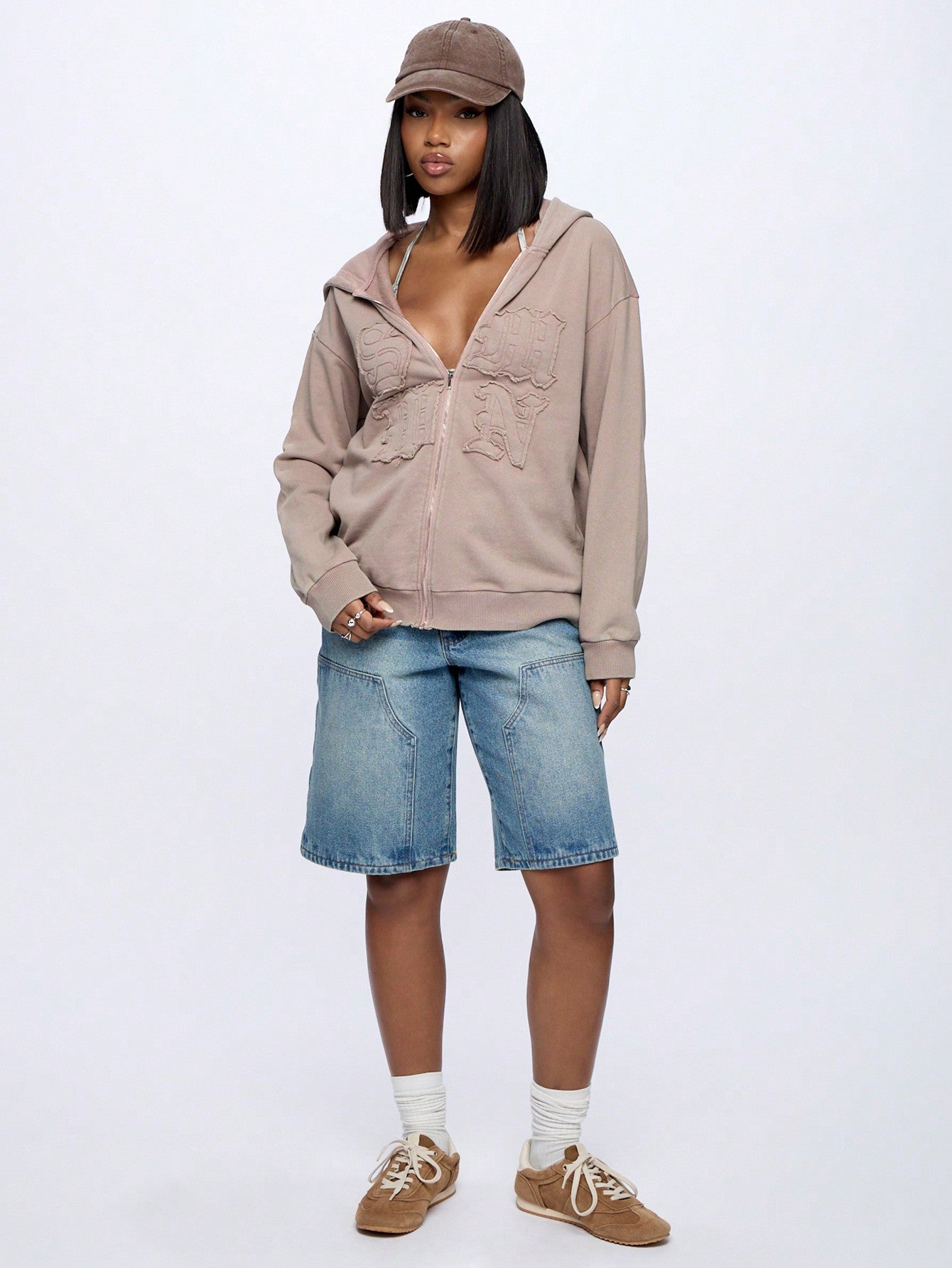 SUMWON WOMEN Oversized Distressed Applique Zip Through Hoodie