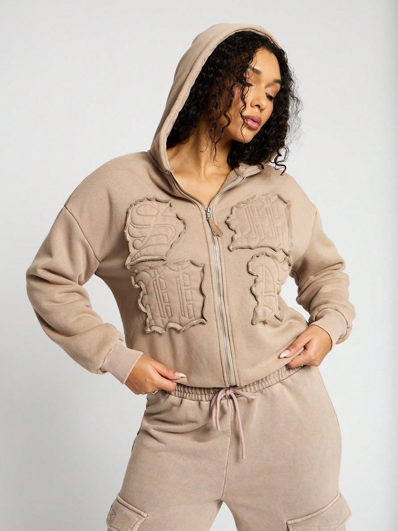 SUMWON WOMEN Zip Through Distressed Logo Hoodie