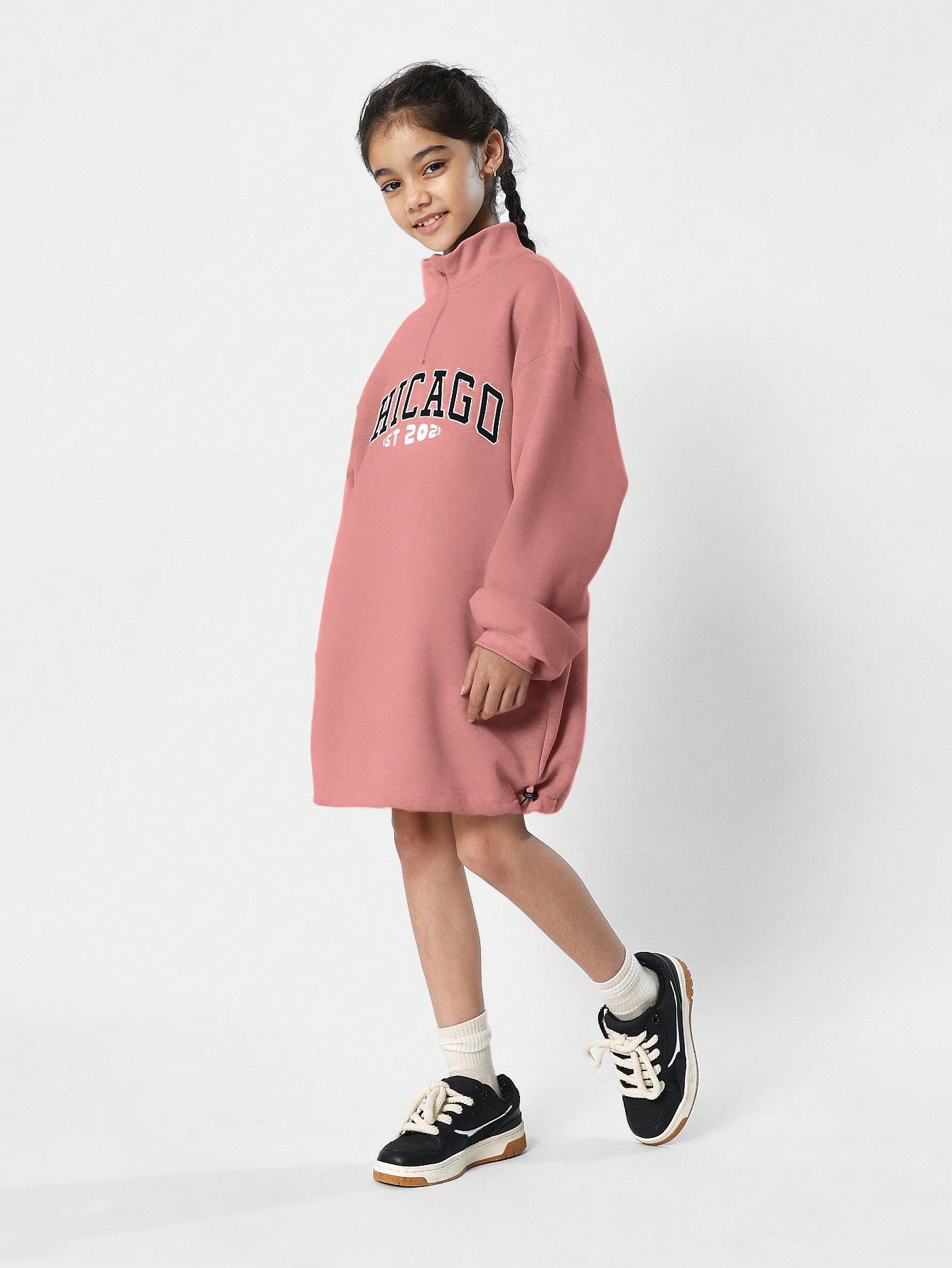 Tween Girls Oversized Funnel Neck Half Zip Sweatshirt With Chicago Applique Letter