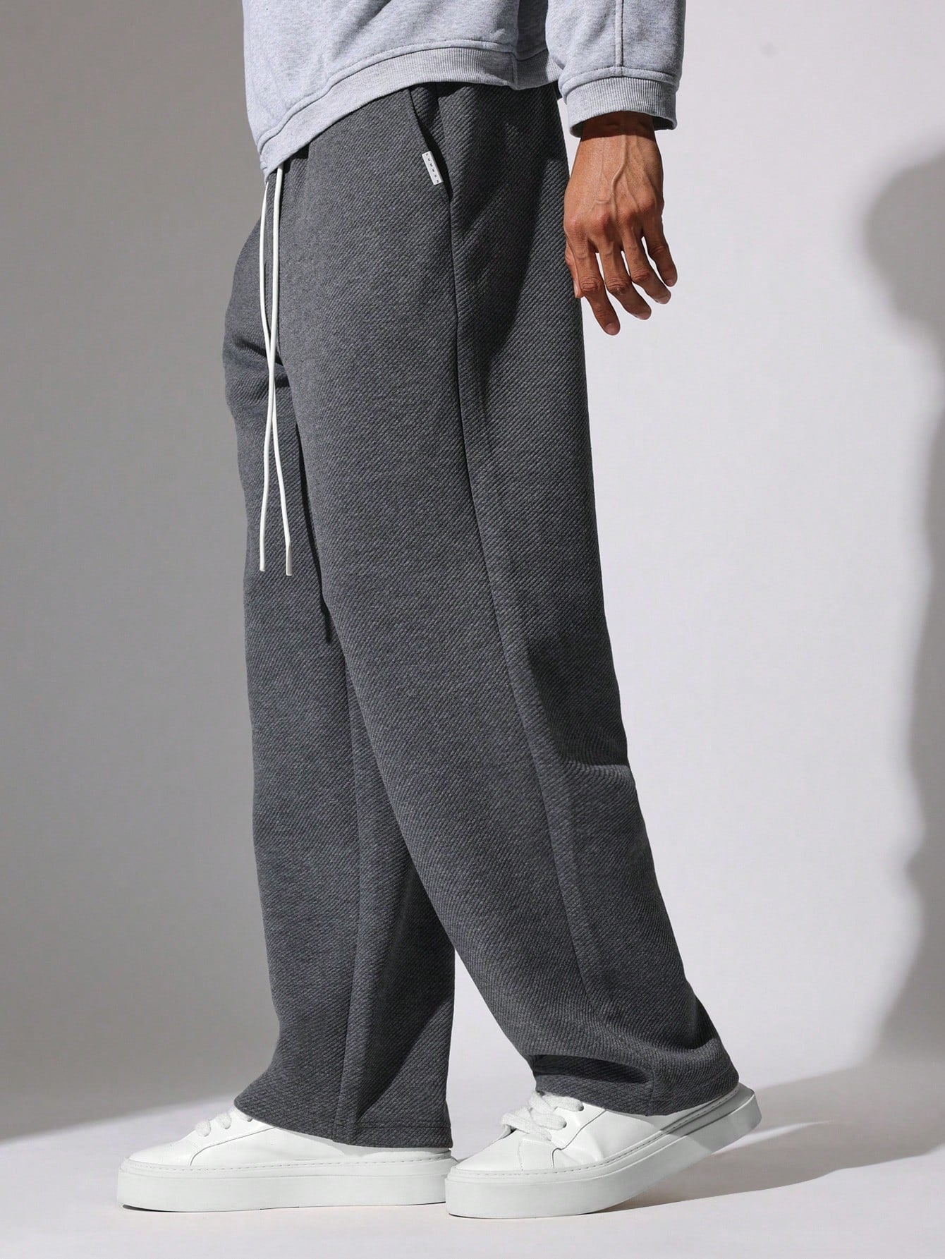 Skater Fit Diagonal Texture Sweatpants With Drawstrings