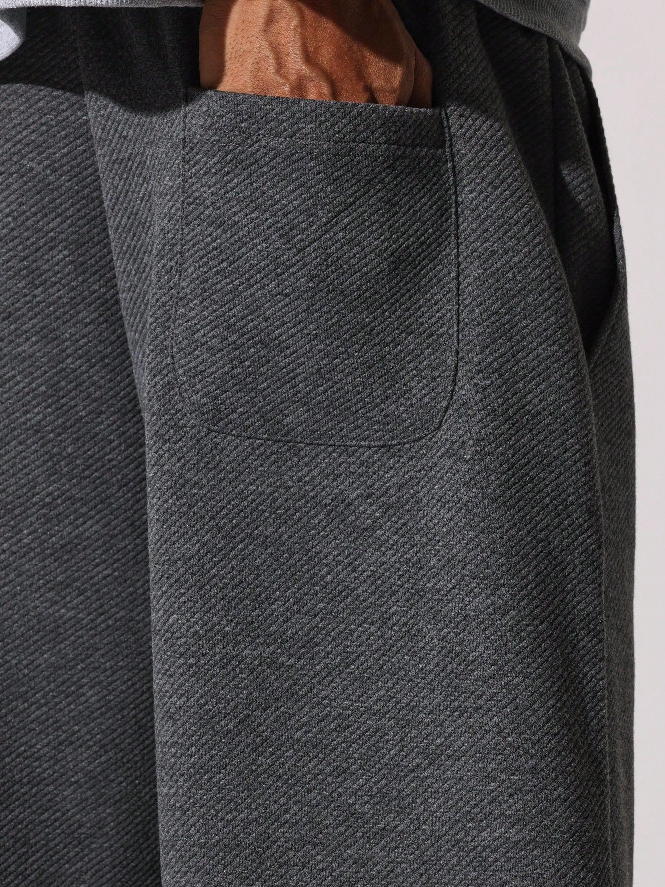 Skater Fit Diagonal Texture Sweatpants With Drawstrings