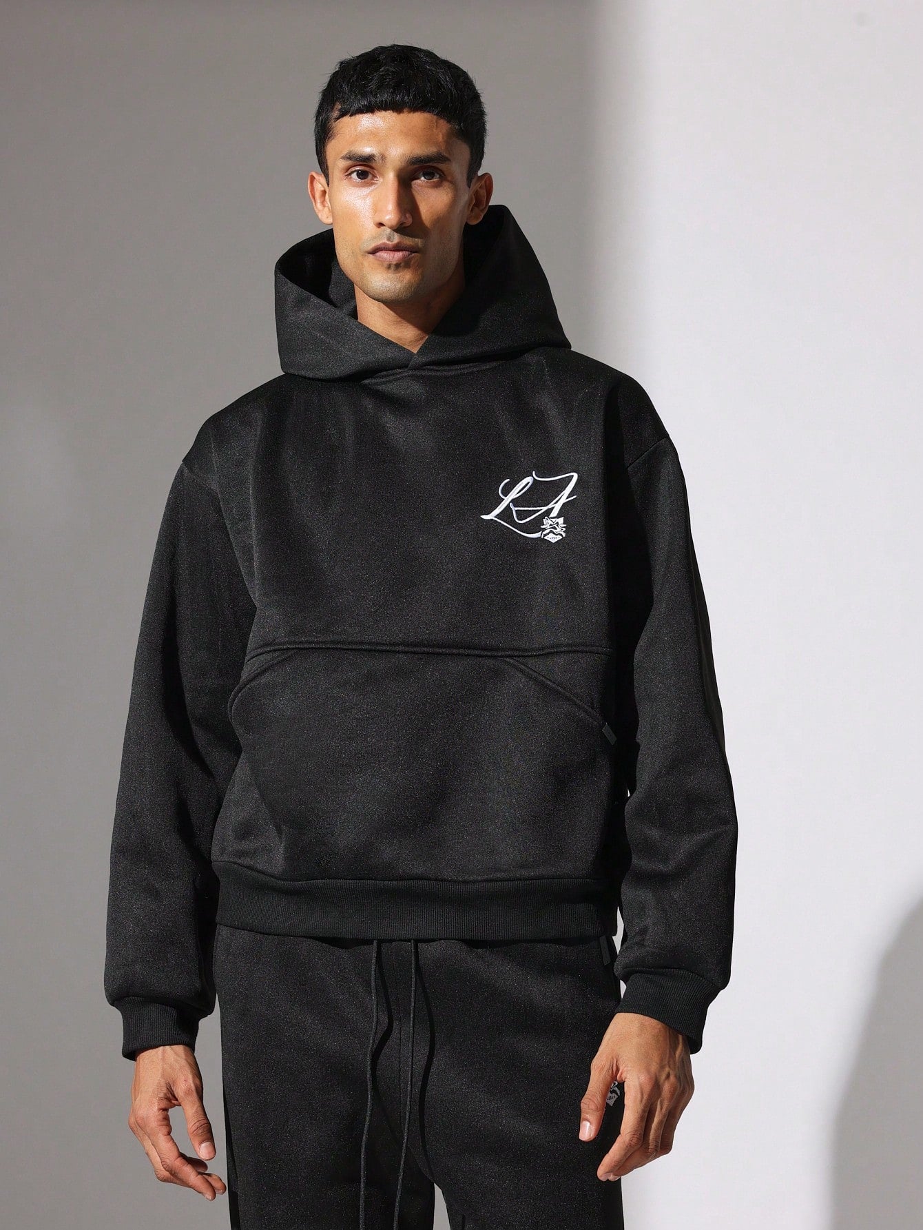 Regular Fit Overhead Hoodie With Kangaroo Pocket And Drop Crotch Sweatpants With Graphic Print & Drawstrings 2 Piece Set