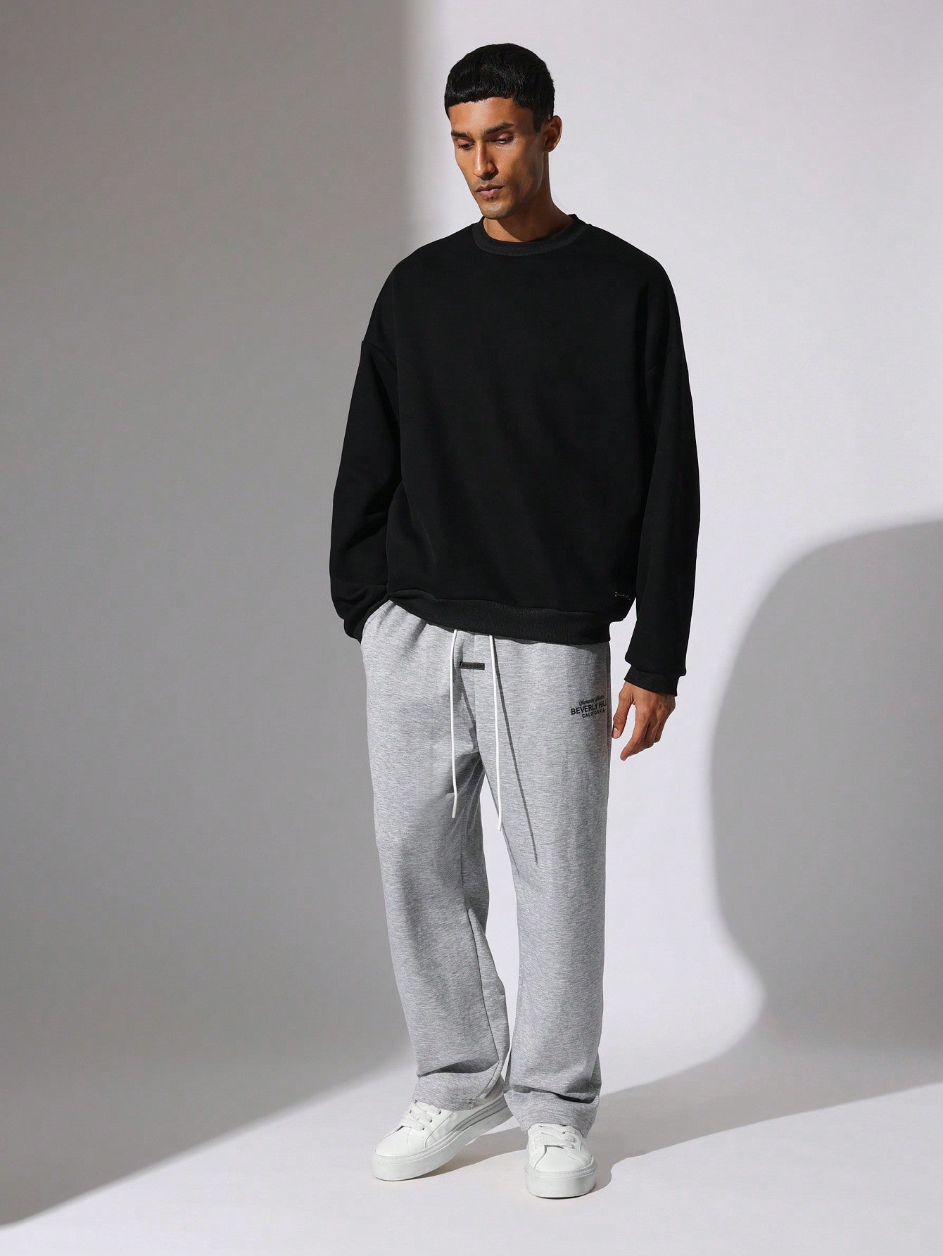 Straight Fit Drop Crotch Sweatpants With Double Pocket Detail & Drawstrings